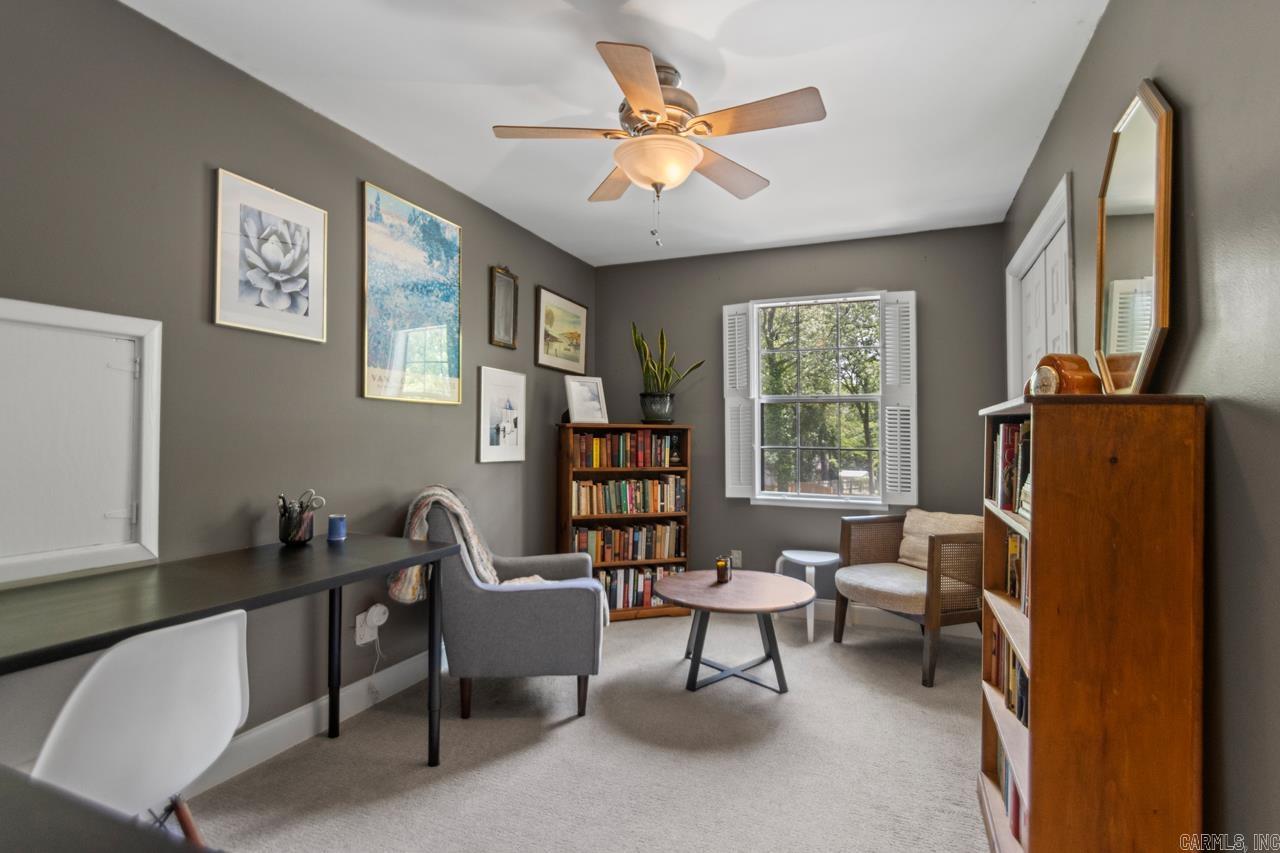 STURBRIDGE - Residential