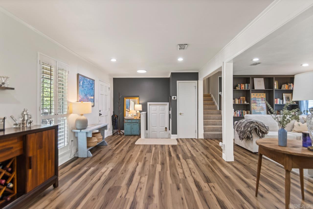 STURBRIDGE - Residential