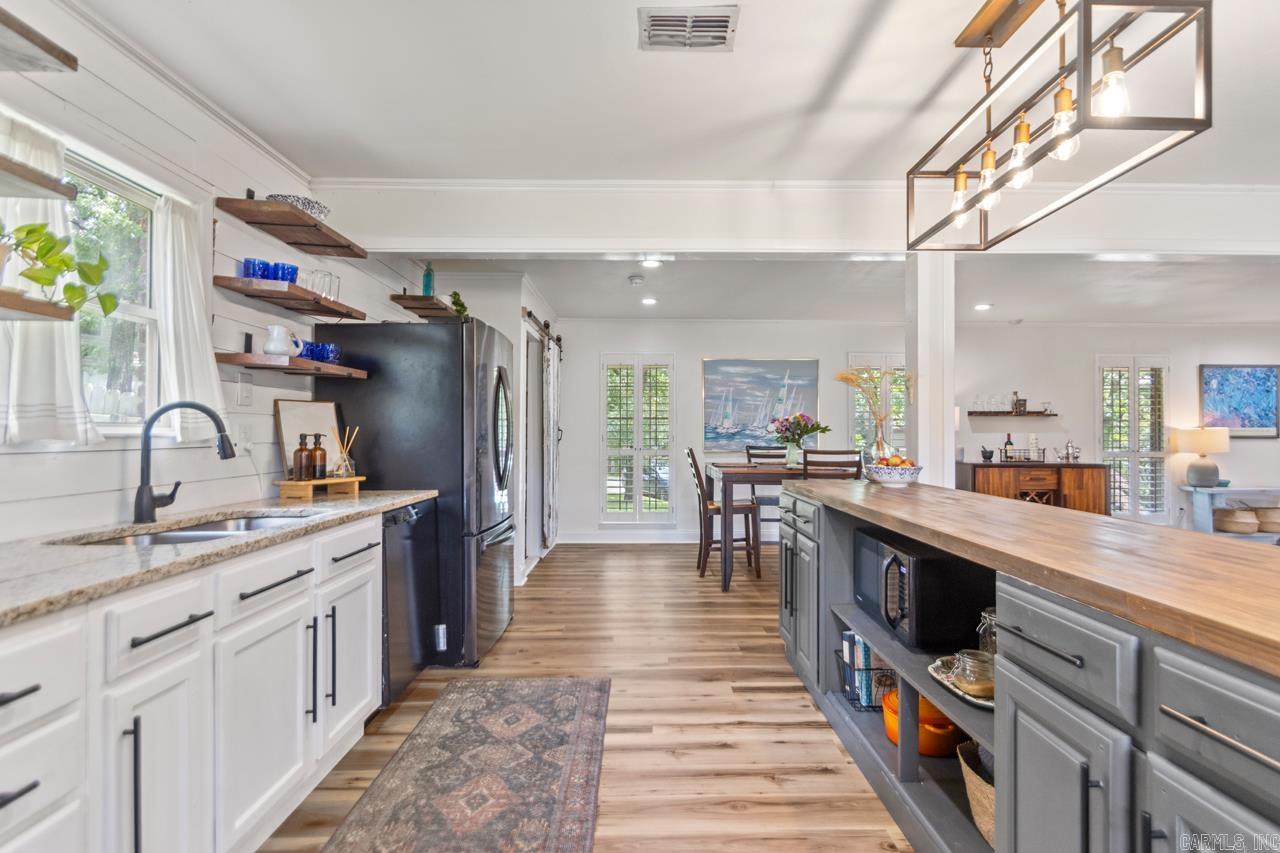 STURBRIDGE - Residential