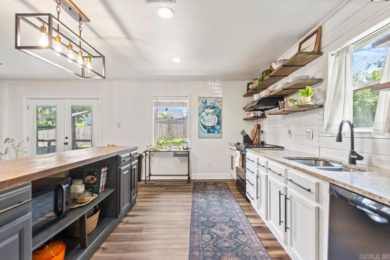 STURBRIDGE - Residential