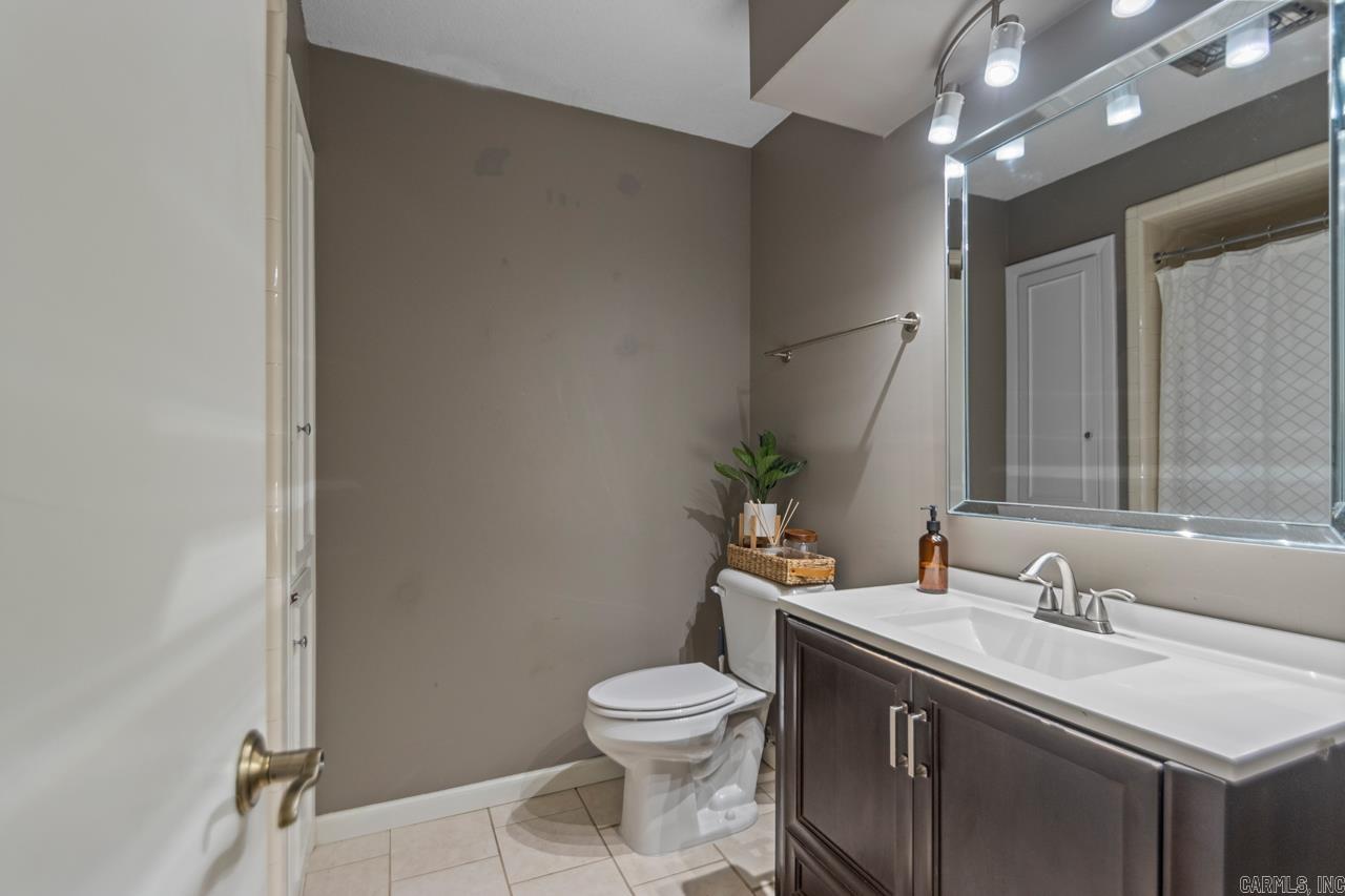 STURBRIDGE - Residential