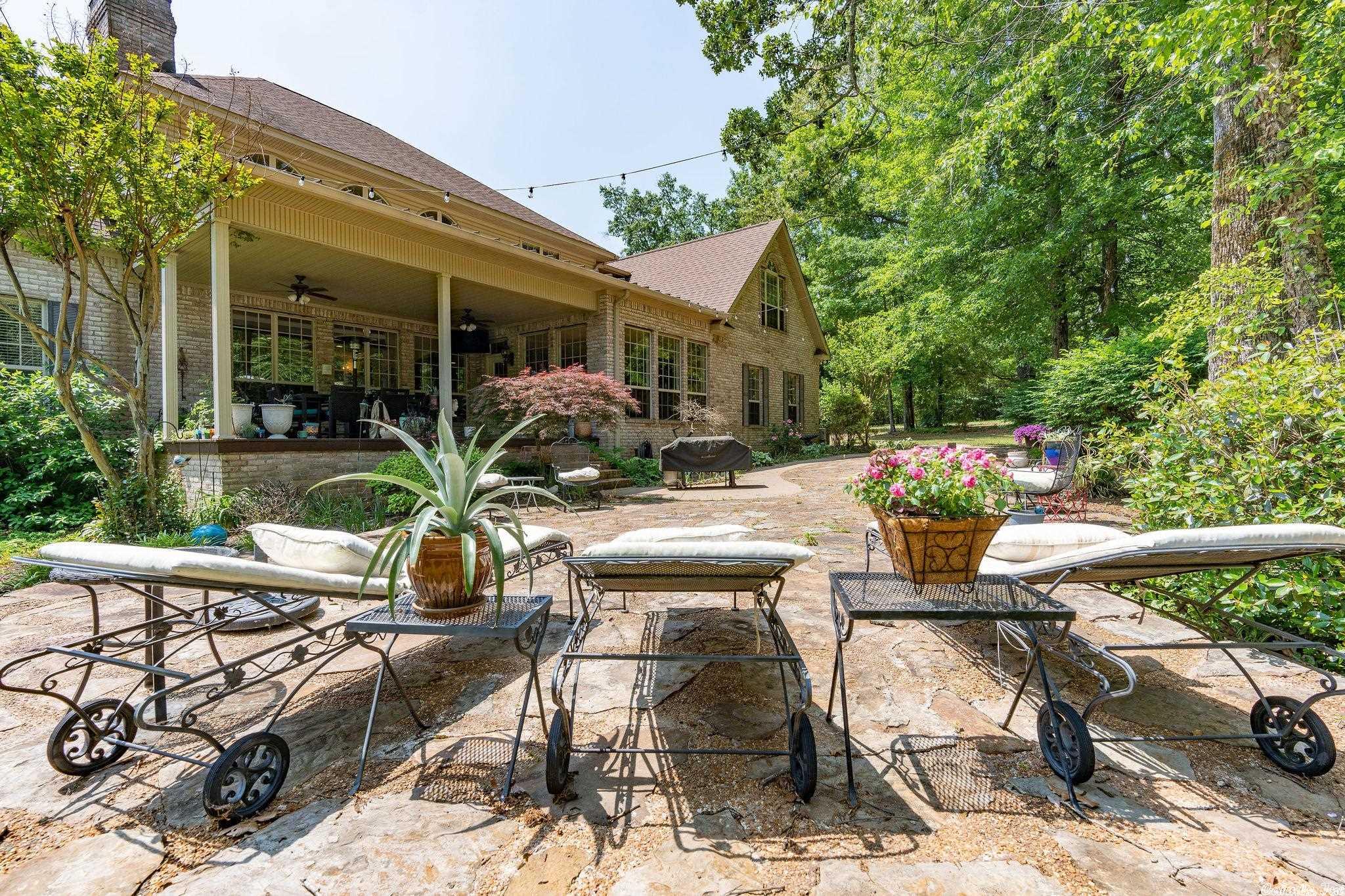 BELMONT ESTATES - Residential