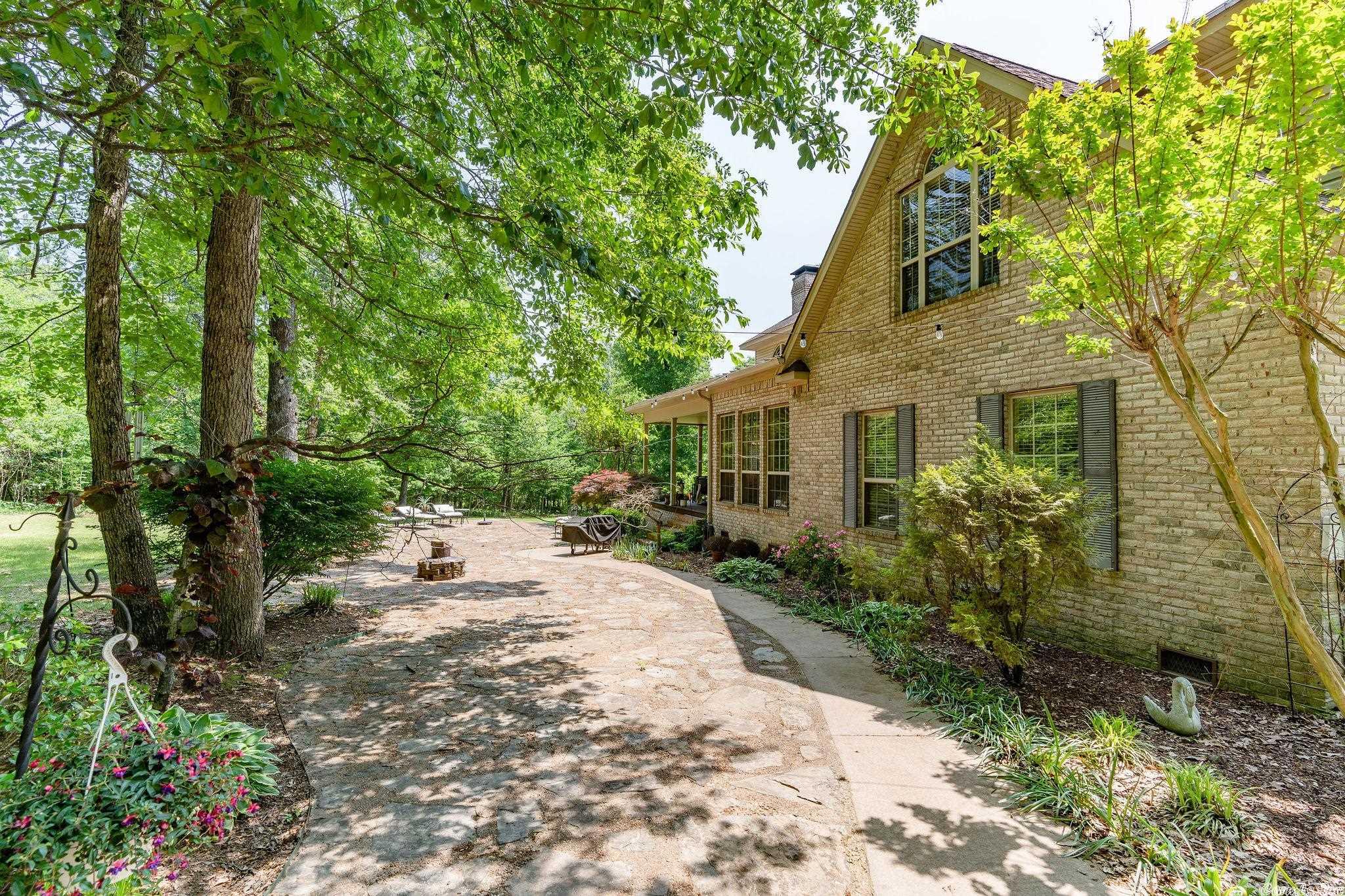 BELMONT ESTATES - Residential