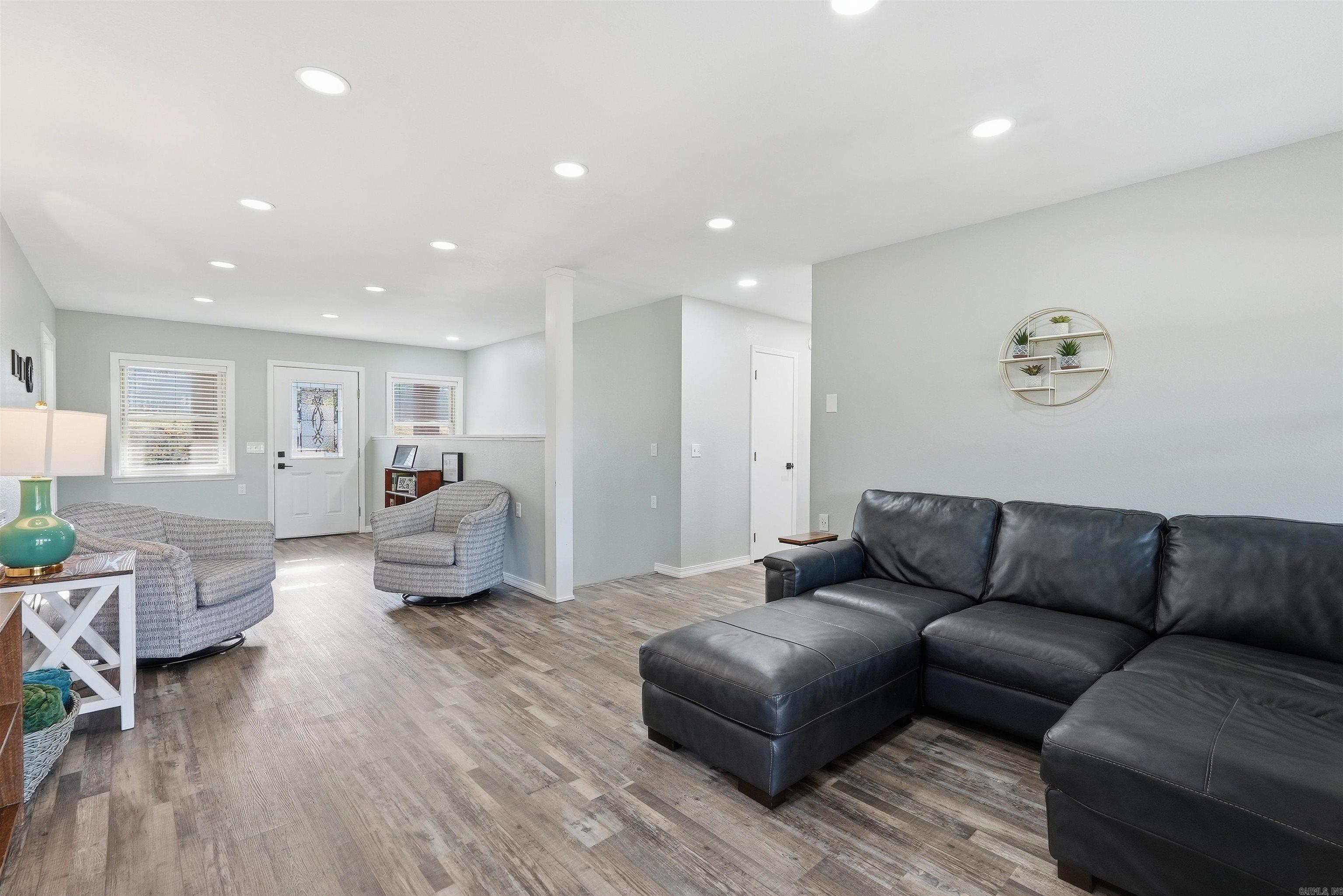 TANNENBAUM - LAKE - Residential