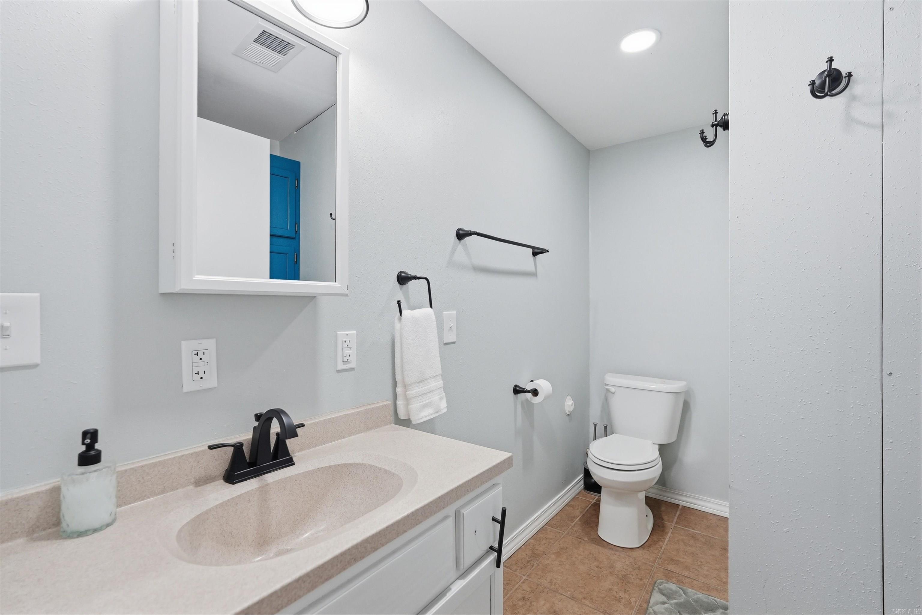 TANNENBAUM - LAKE - Residential