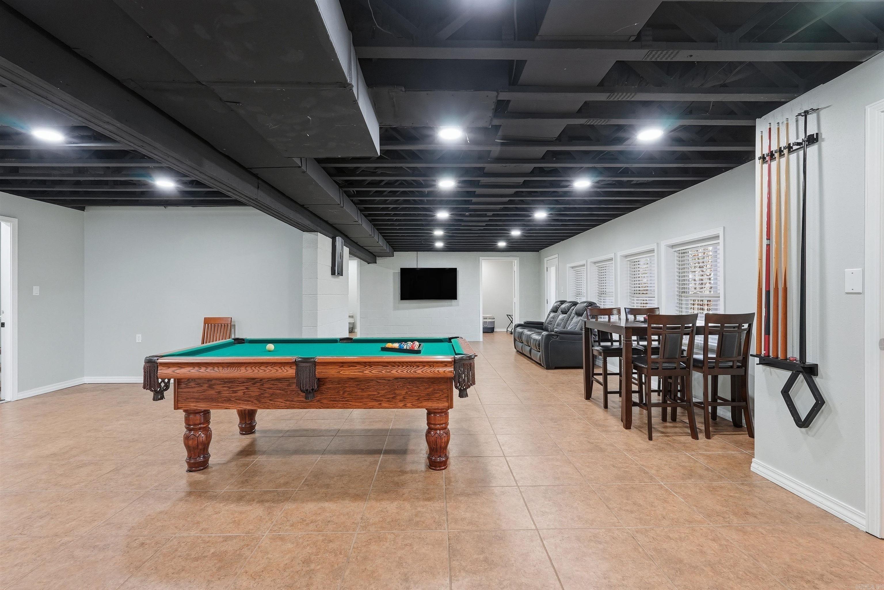 TANNENBAUM - LAKE - Residential