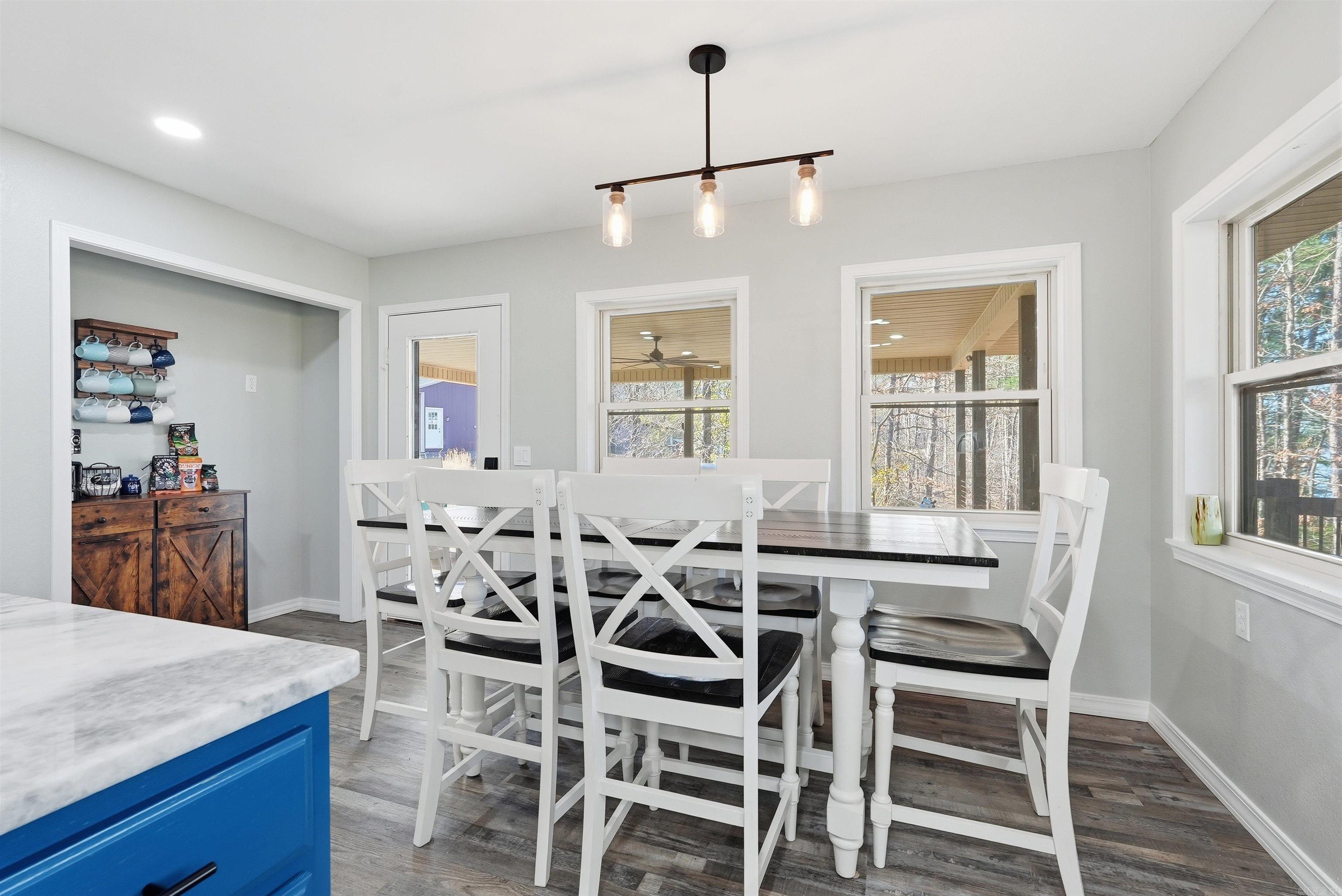 TANNENBAUM - LAKE - Residential