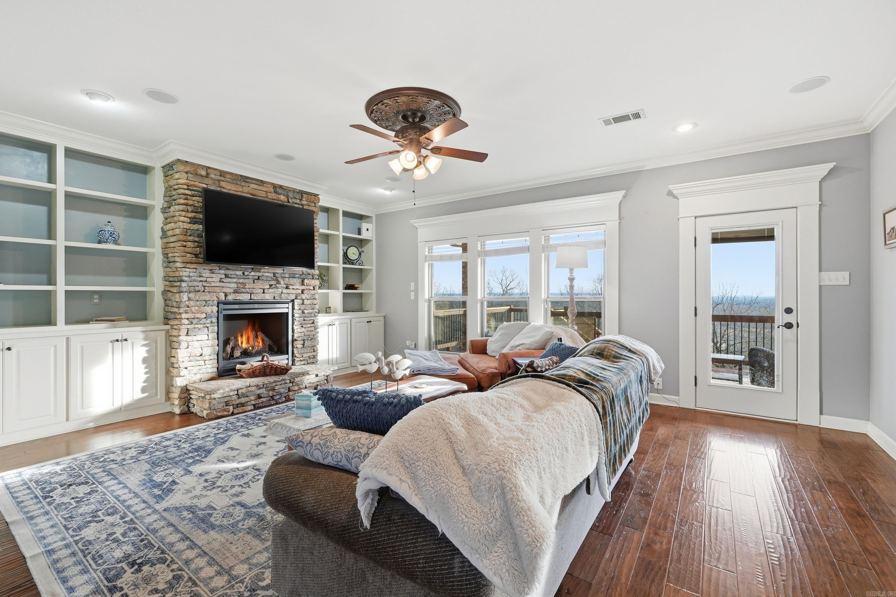 Eagles Nest - Residential