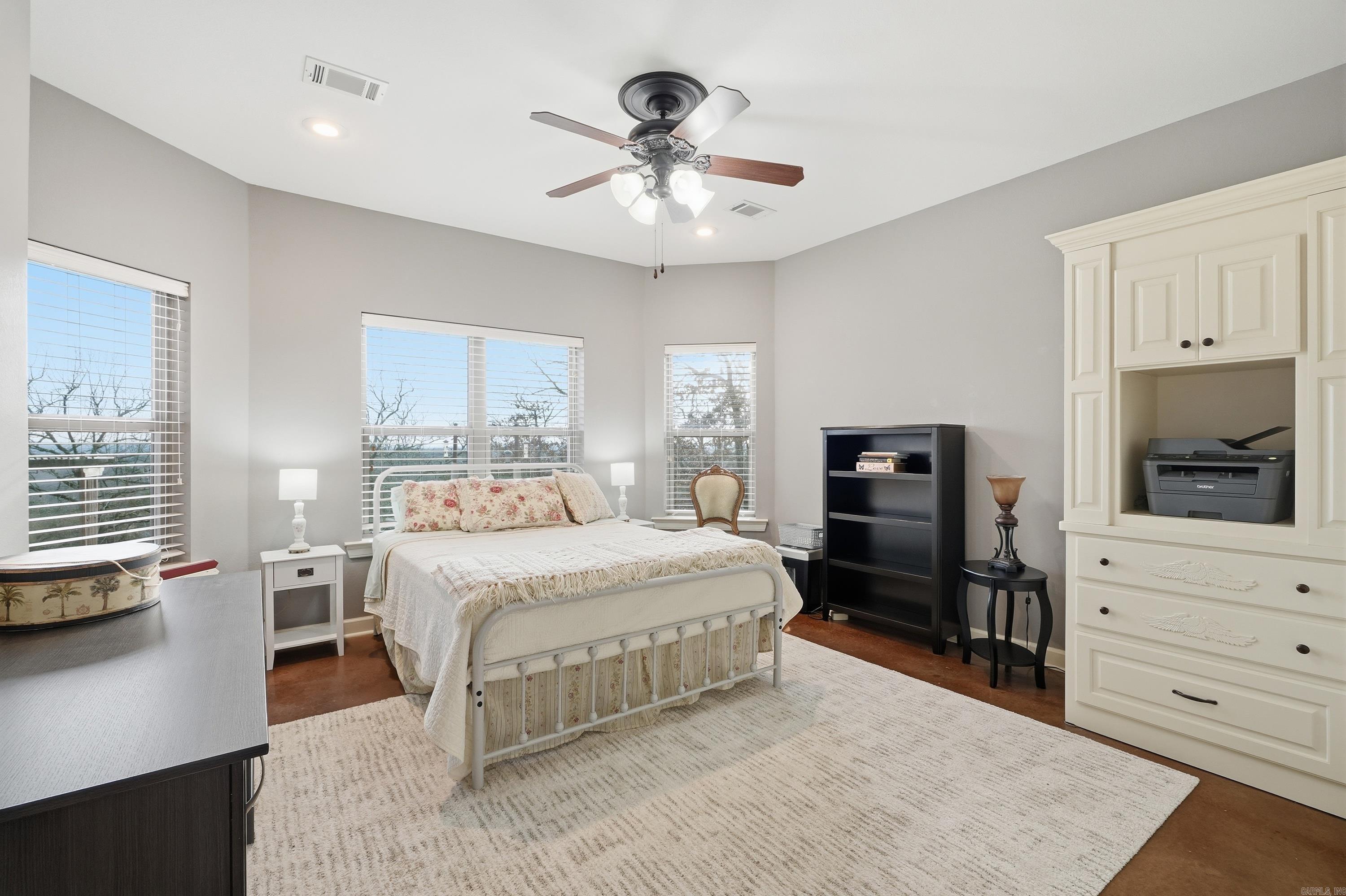 Eagles Nest - Residential