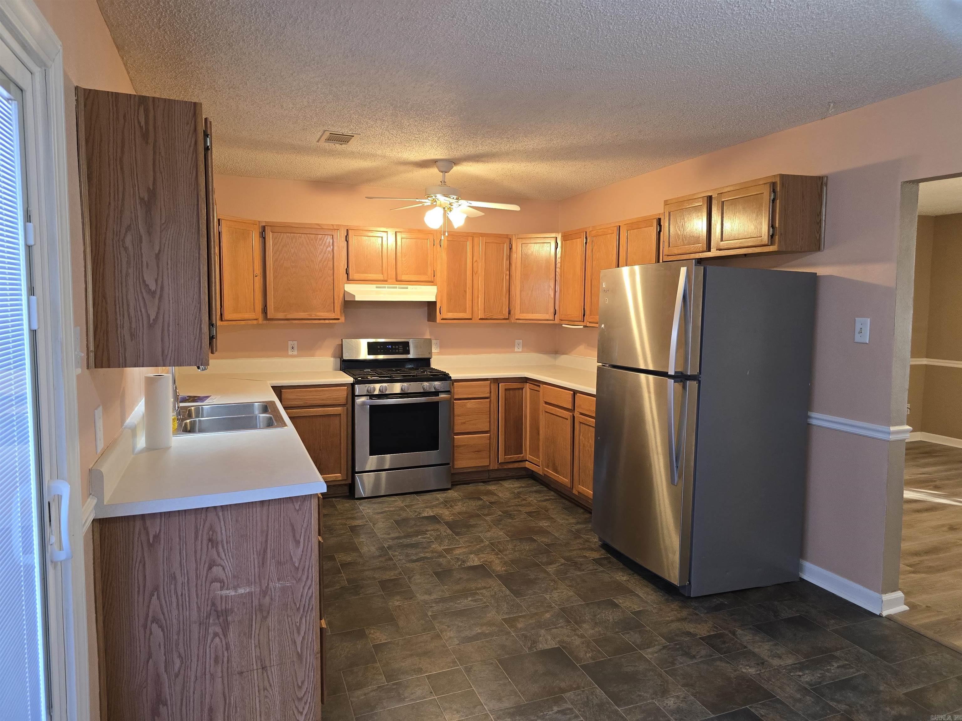 Pintar - Residential Lease