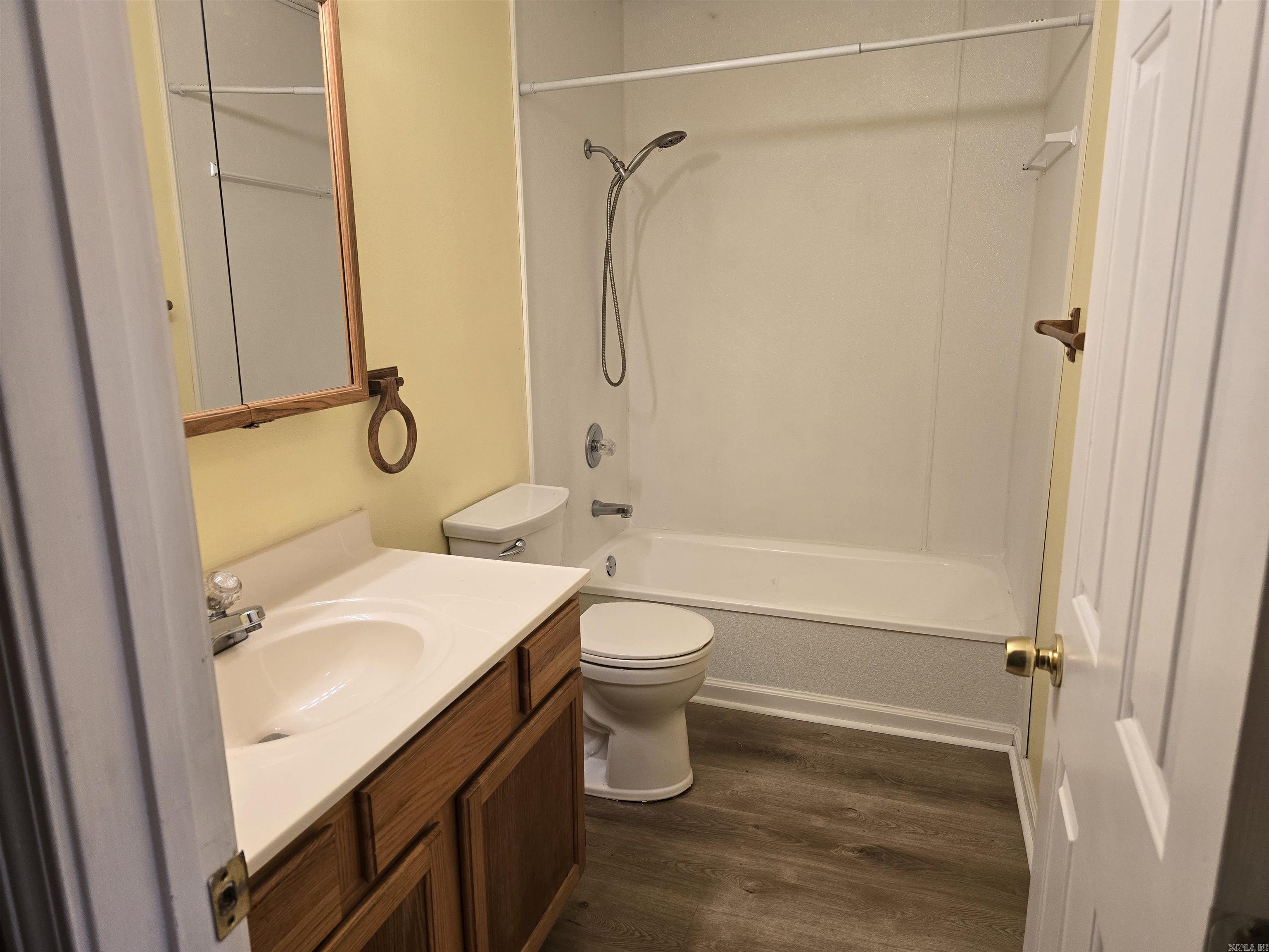 Pintar - Residential Lease