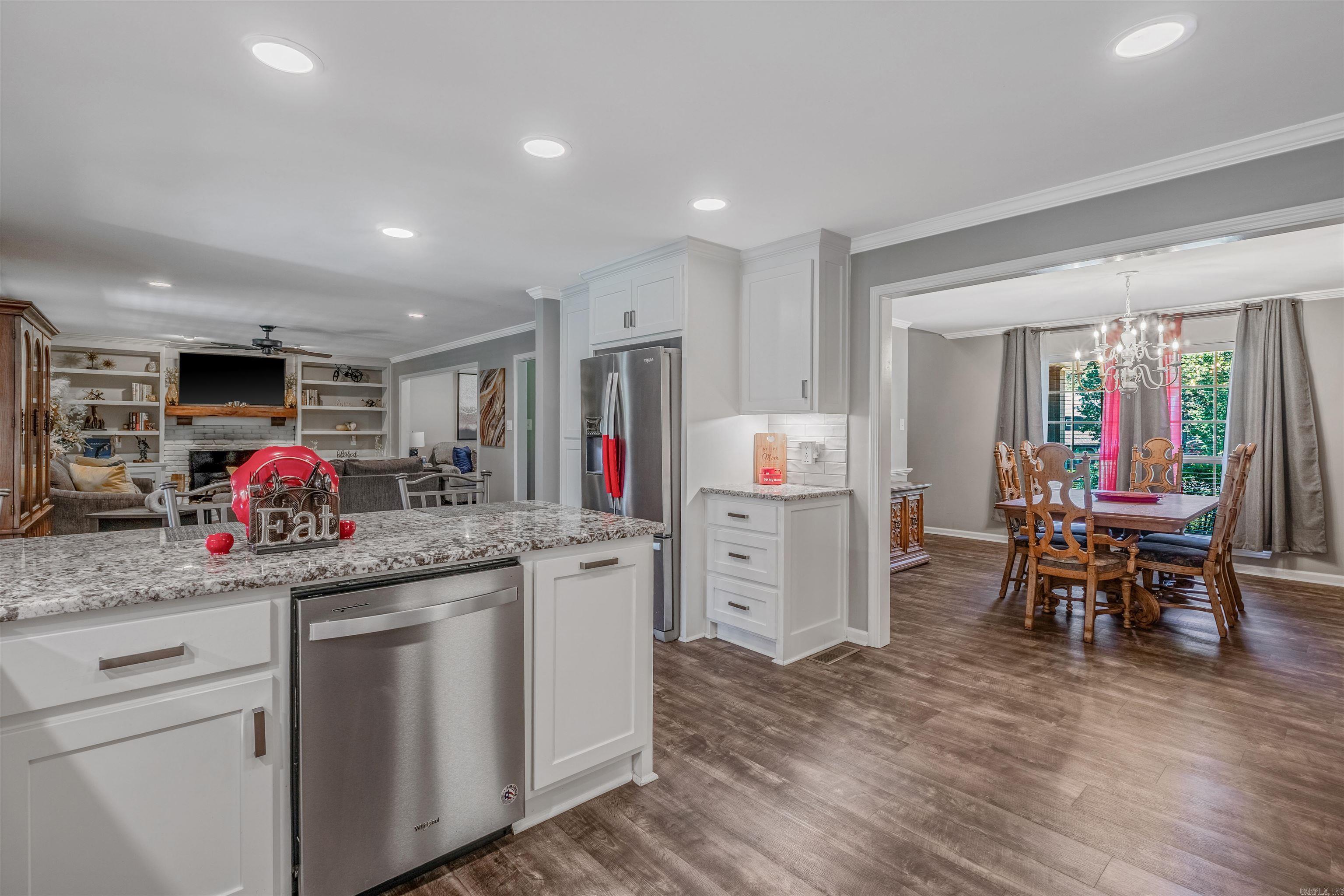 INDIAN HILLS - Residential