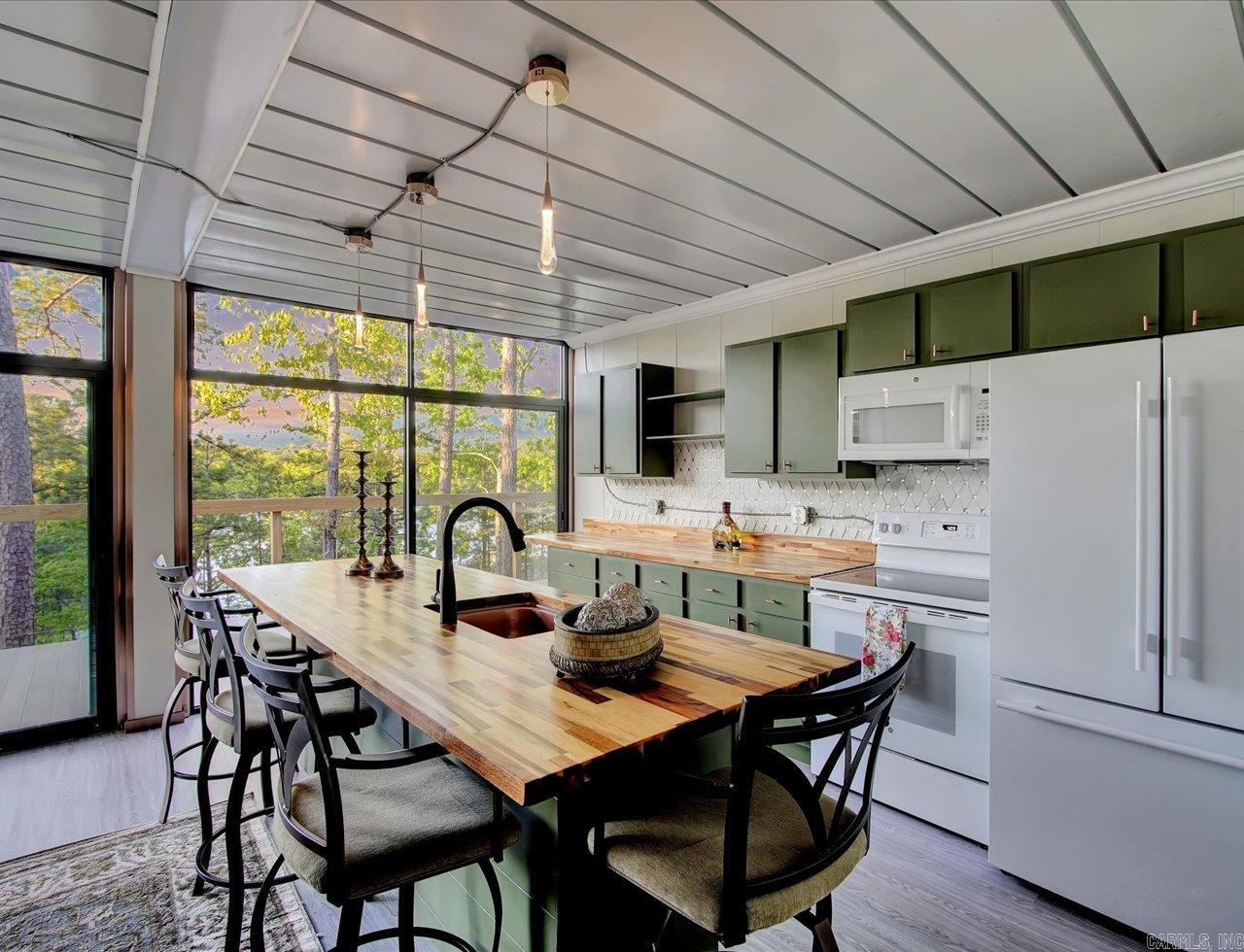 RIDGE AT LIGHT HOUSE COVE - Residential Income