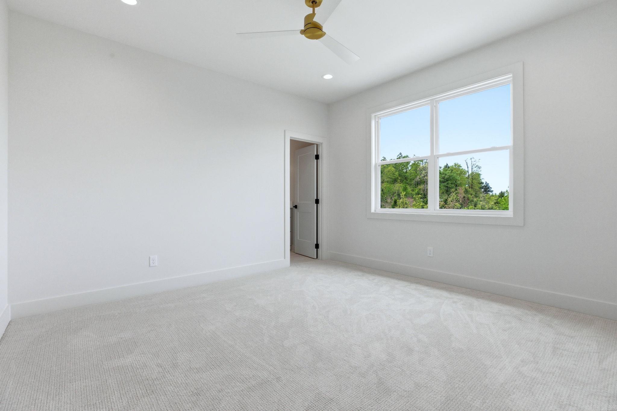 WATERVIEW ESTATES - Residential