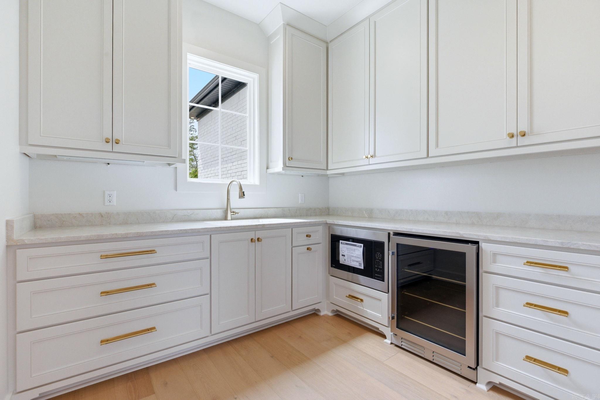 WATERVIEW ESTATES - Residential