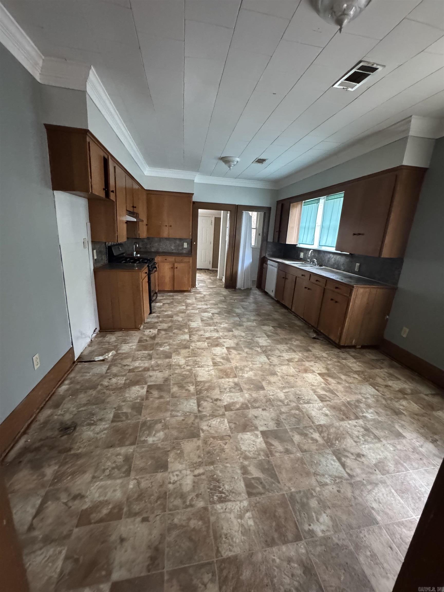 MELLORS 5TH - Residential