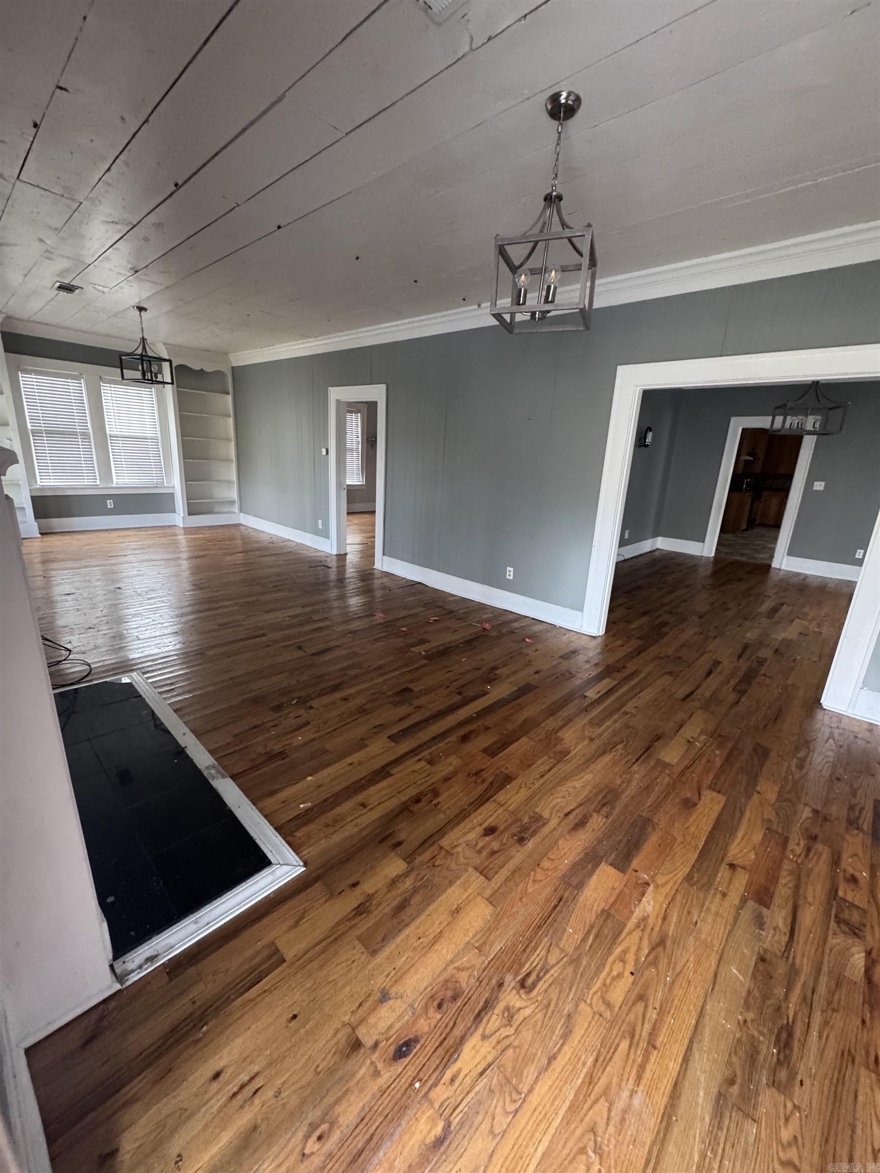 MELLORS 5TH - Residential