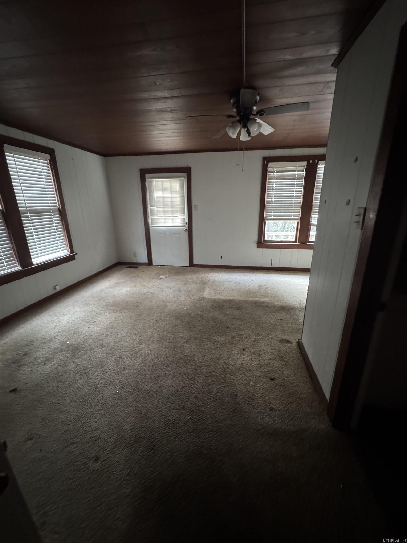 MELLORS 5TH - Residential