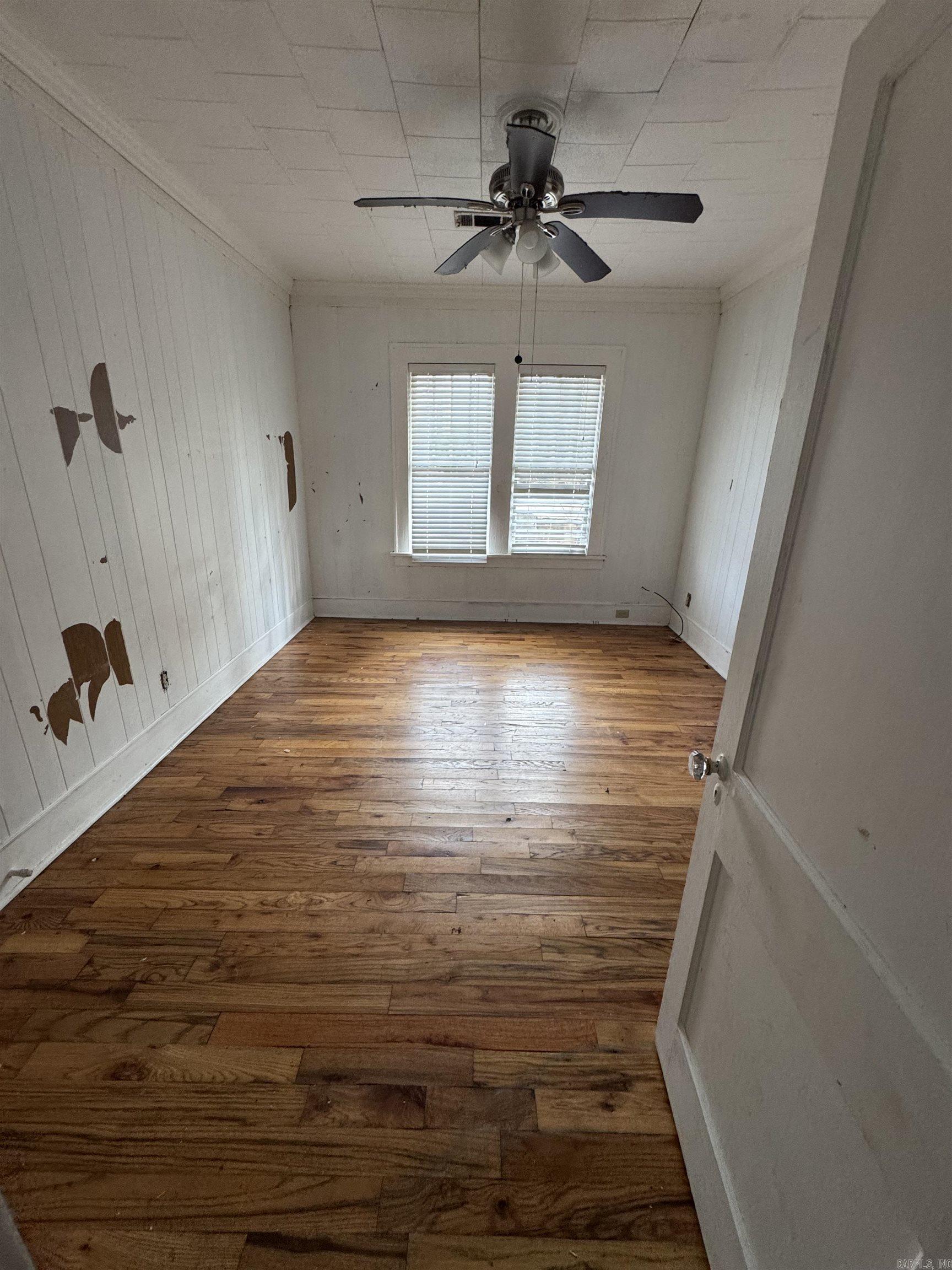 MELLORS 5TH - Residential