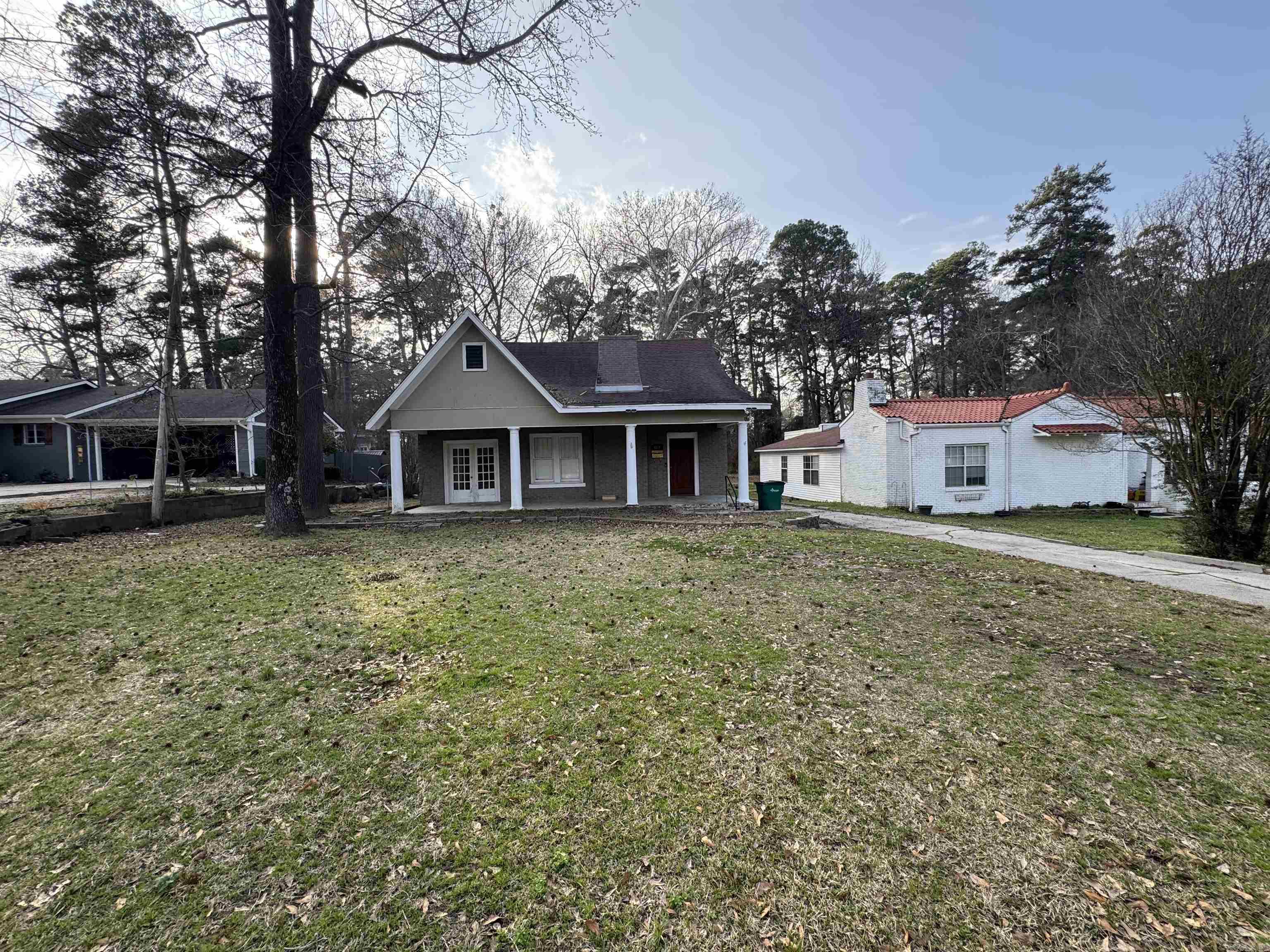 MELLORS 5TH - Residential