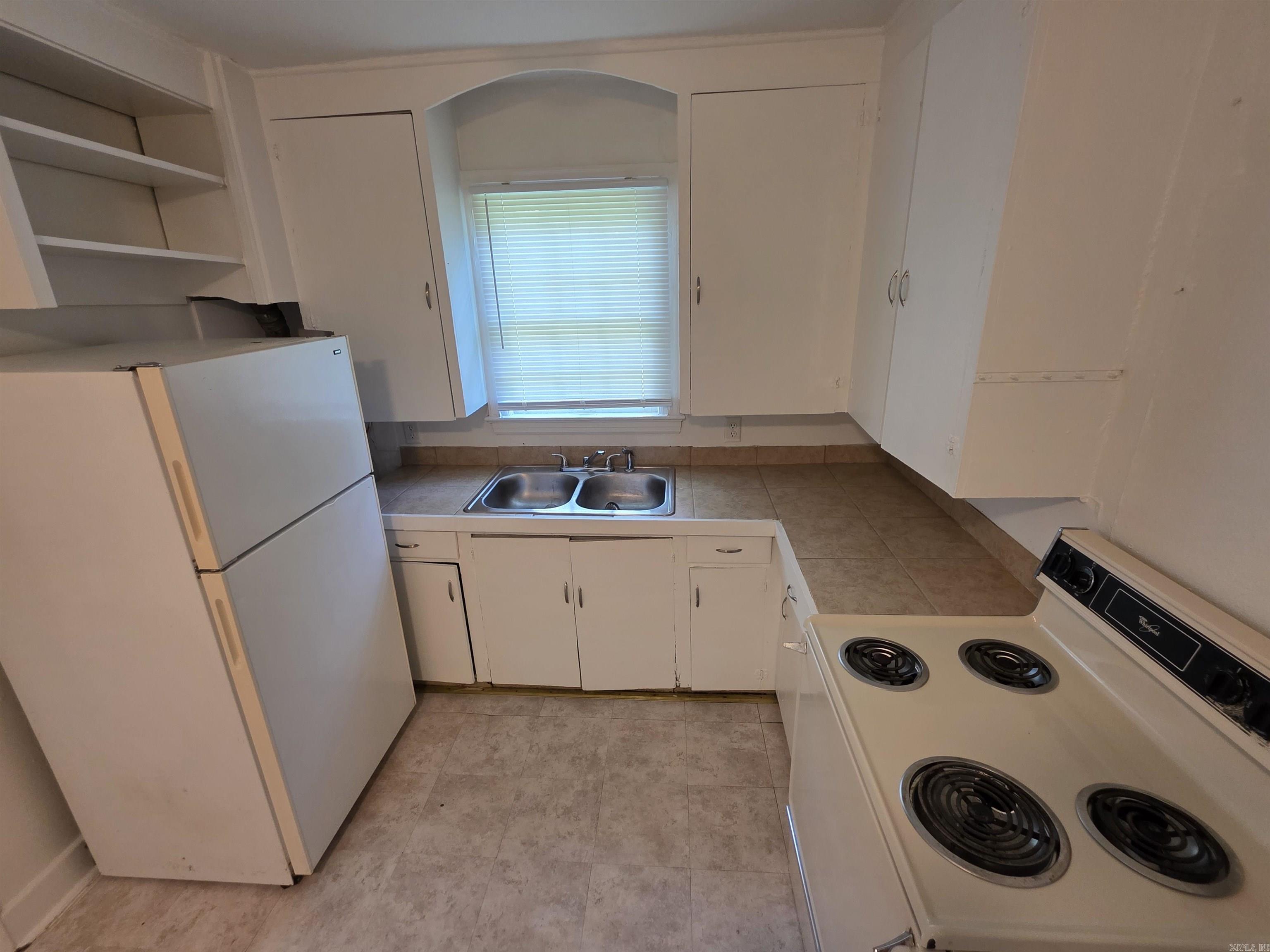 CUNNINGHAMS - Residential