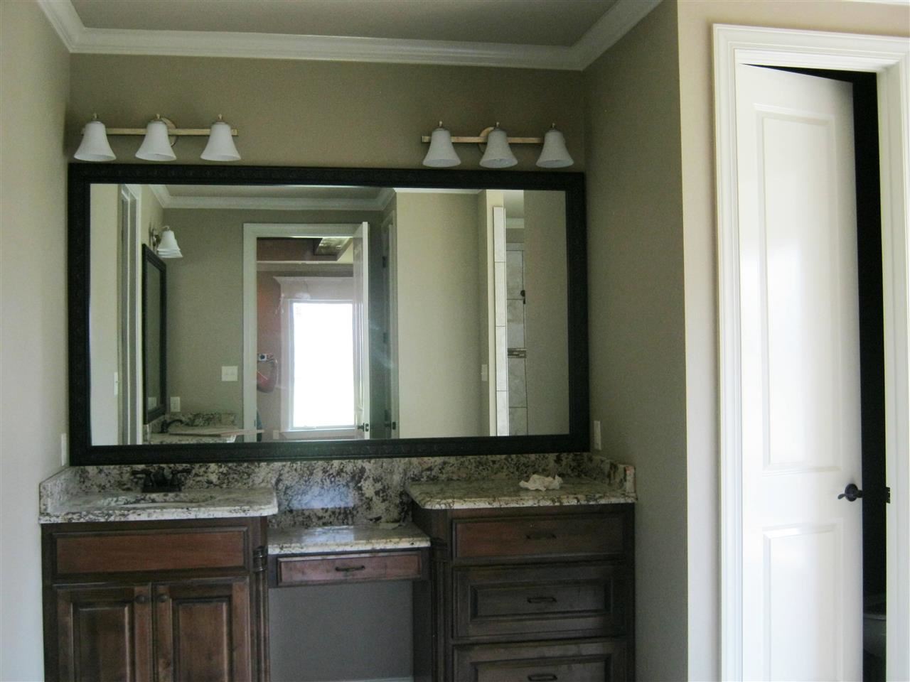 HURRICANE LAKE EST - Residential