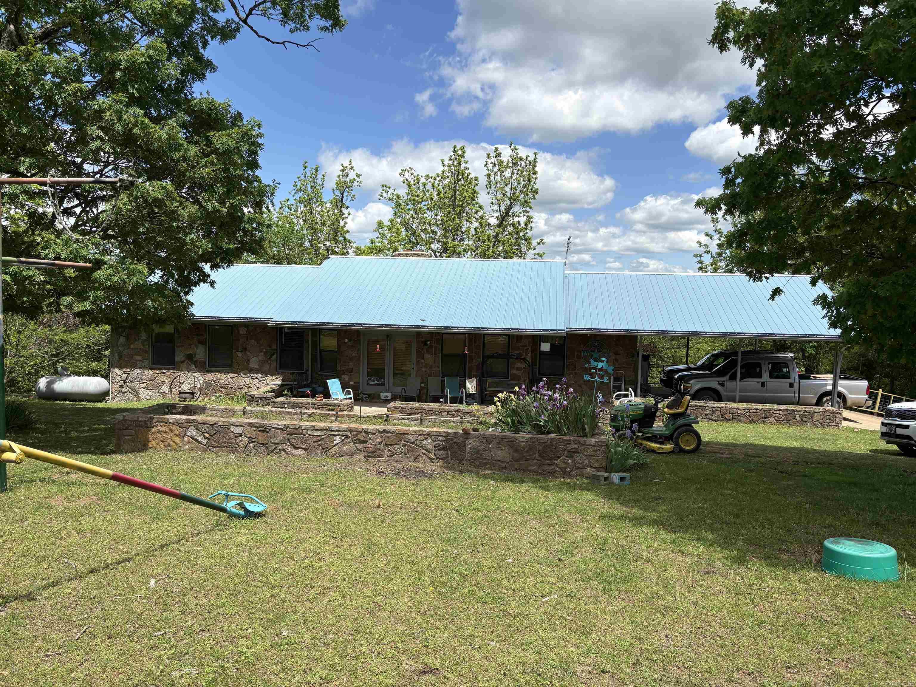 Metes & Bounds - Residential