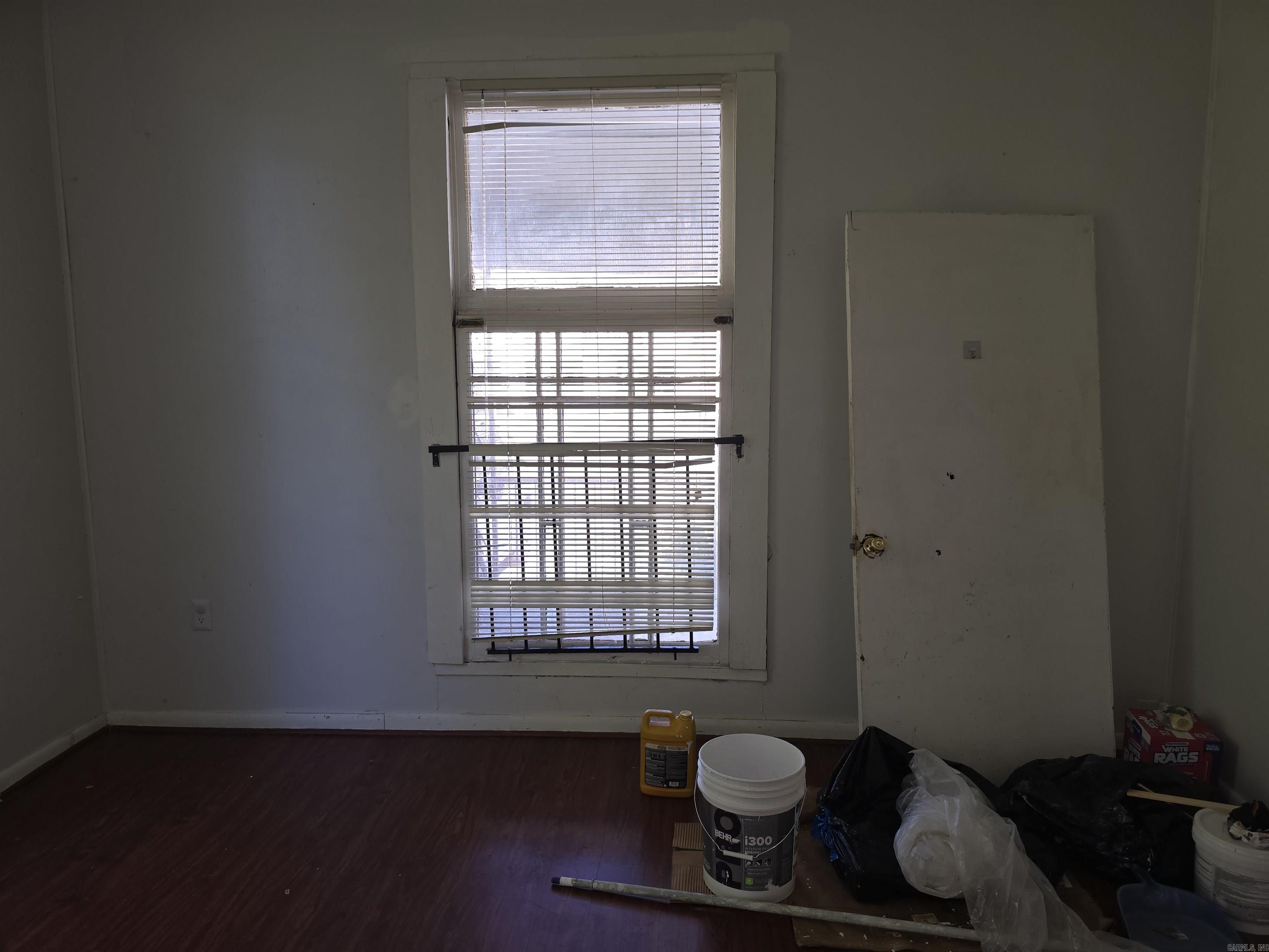 WORTHEN W B - Residential