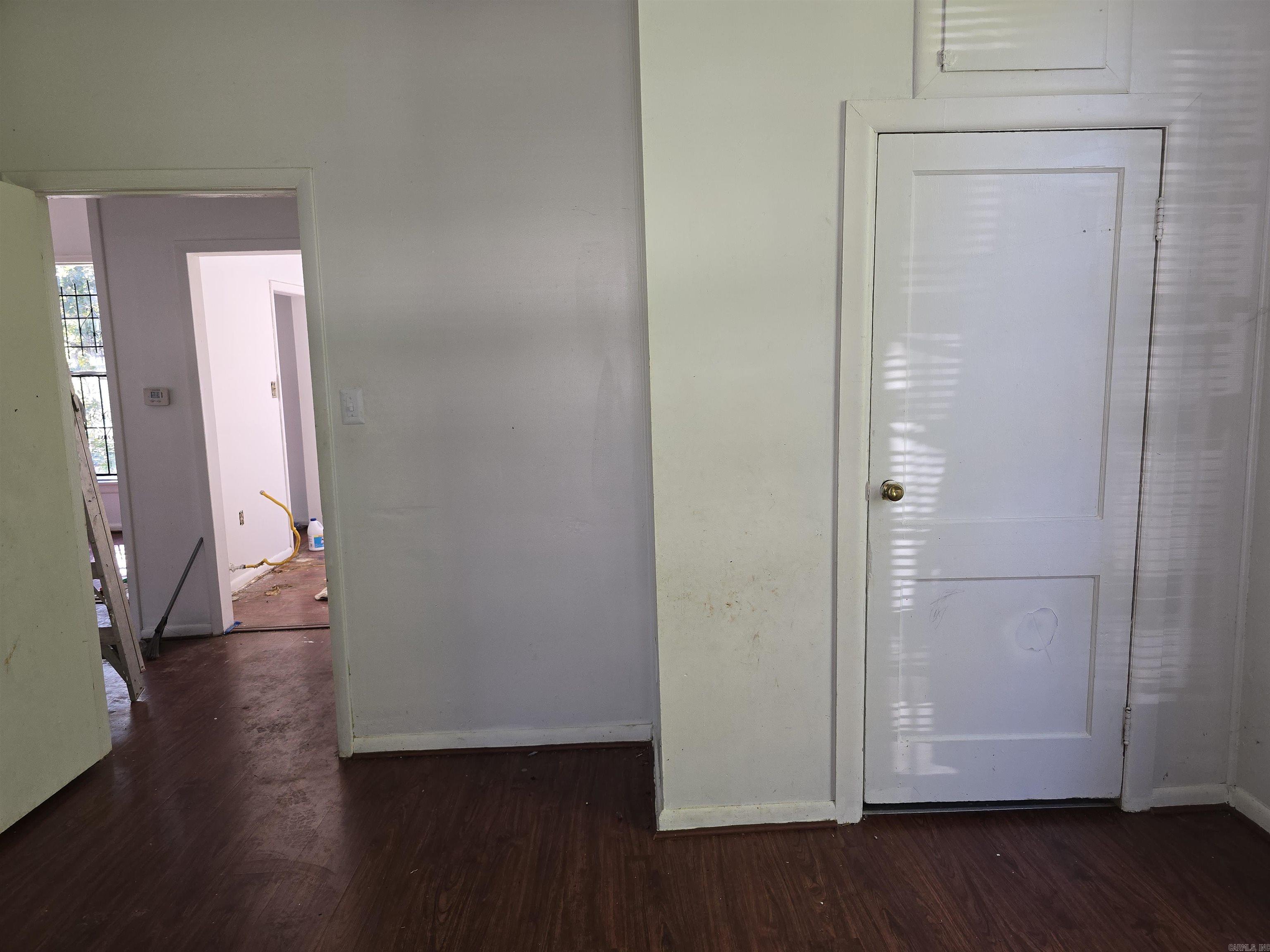 WORTHEN W B - Residential