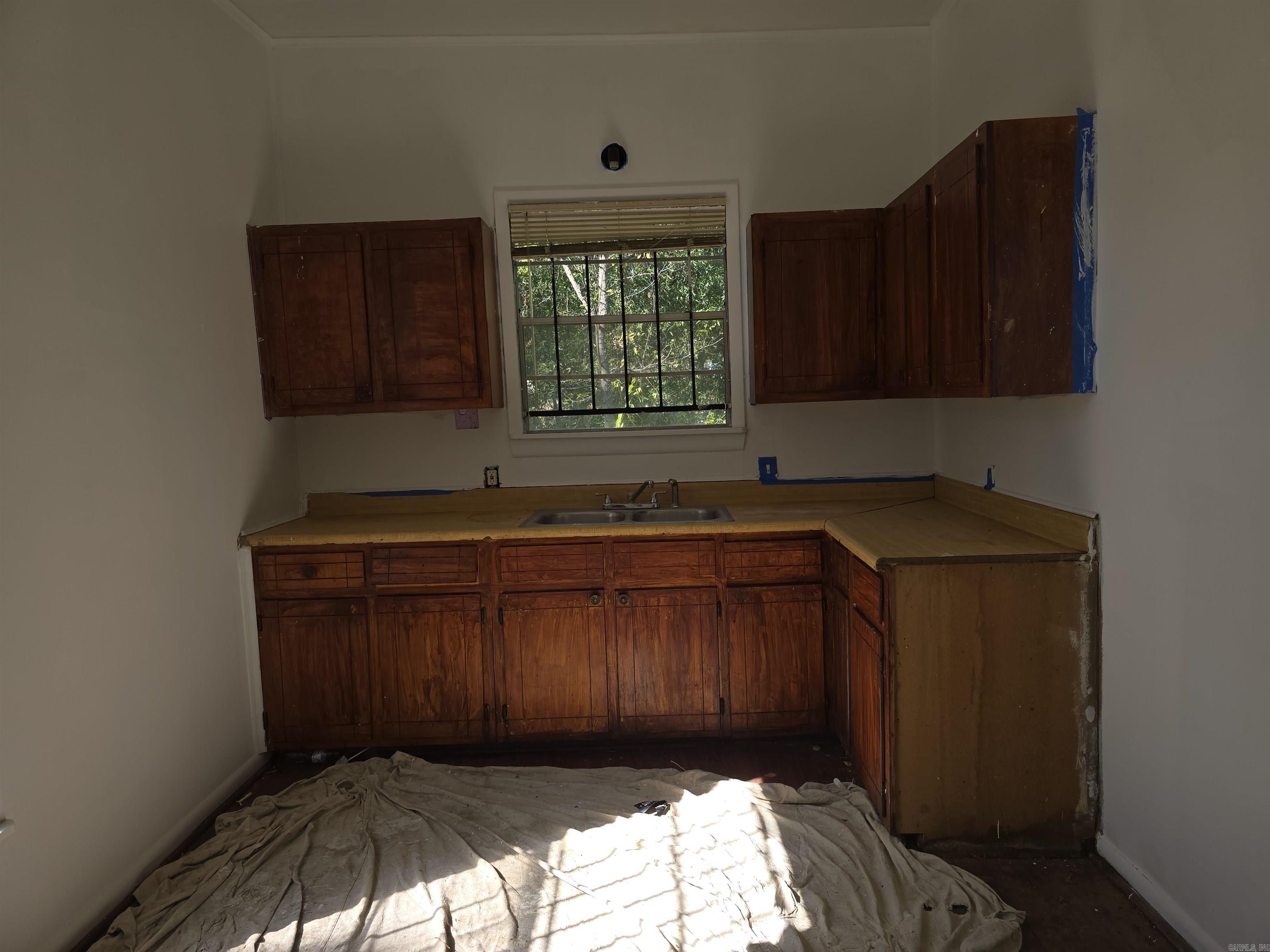 WORTHEN W B - Residential