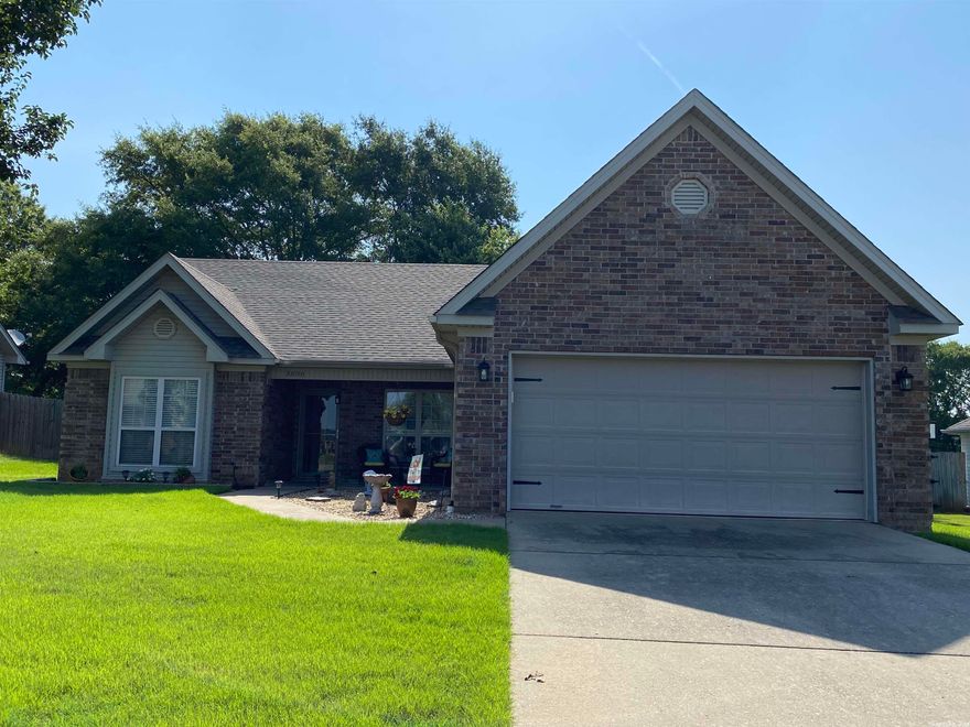 This amazing well kept 3 bed 2 bath home in sought after Heritage Farms has everything you are looking for!! Check out the beautiful new granite counters and wood floors, cozy gas fireplace and vaulted ceiling. Primary suite has 2 closets and sinks, jetted tub and separate shower with seat. Outside you will enjoy a covered patio, storage shed and luscious green lawn thanks to the in-ground sprinkler system.  There is also a neighborhood pool and picnic area to enjoy. Hot water heater-2021-HVAC 2012-Roof 2016