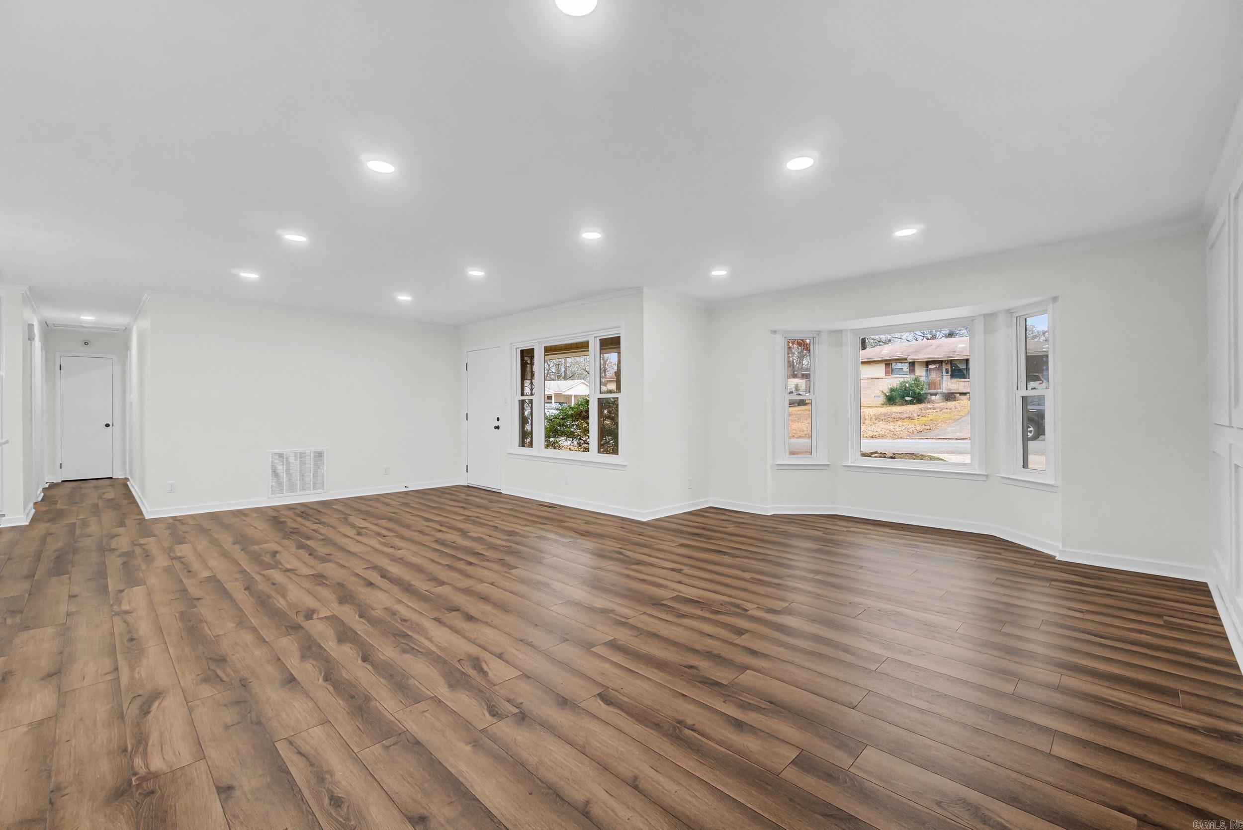 INDIAN HILLS - Residential