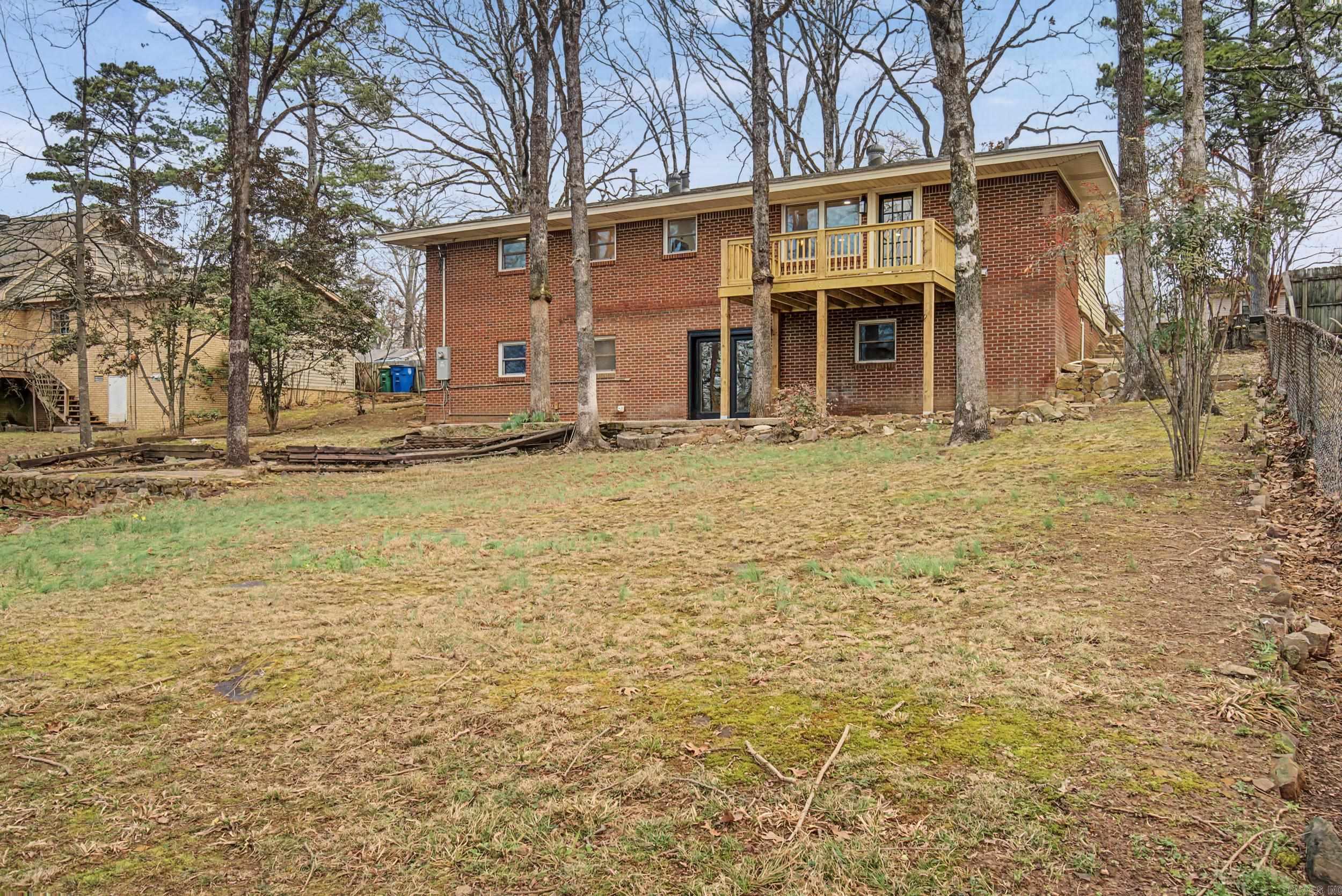 INDIAN HILLS - Residential