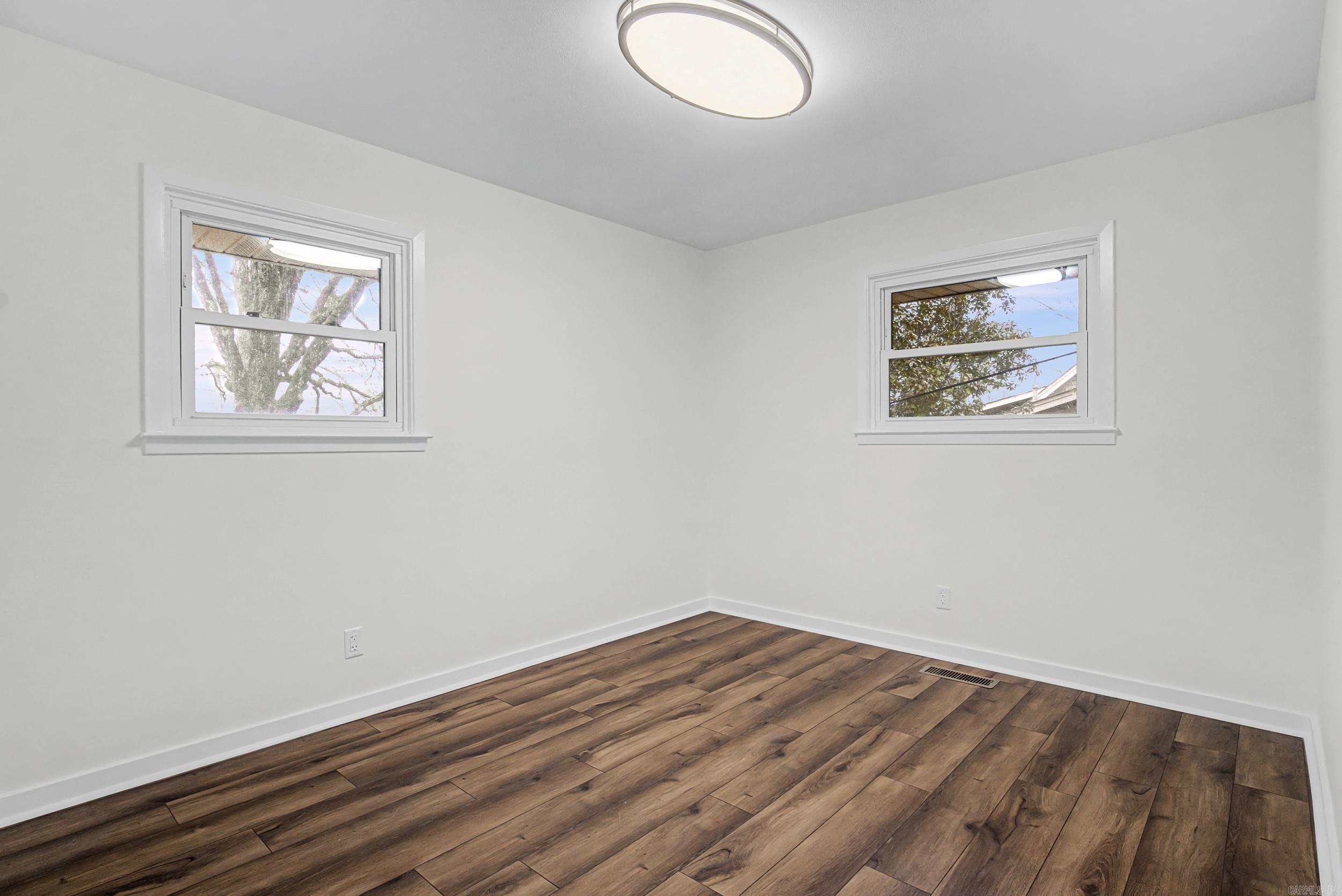 INDIAN HILLS - Residential