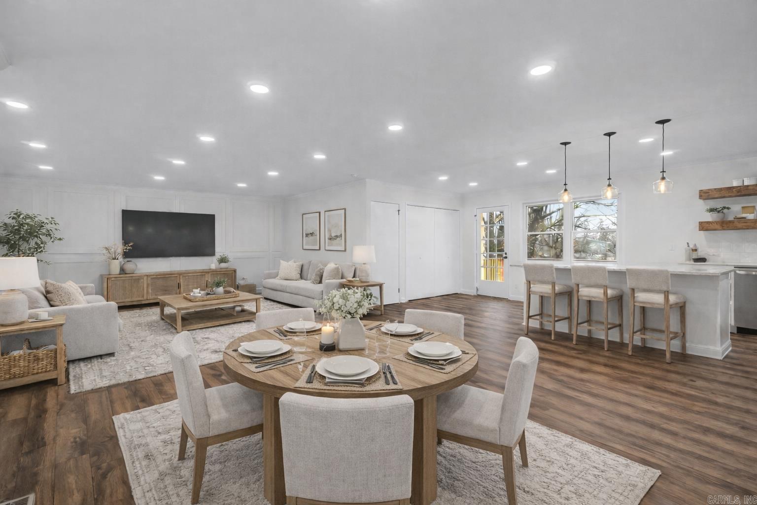 INDIAN HILLS - Residential