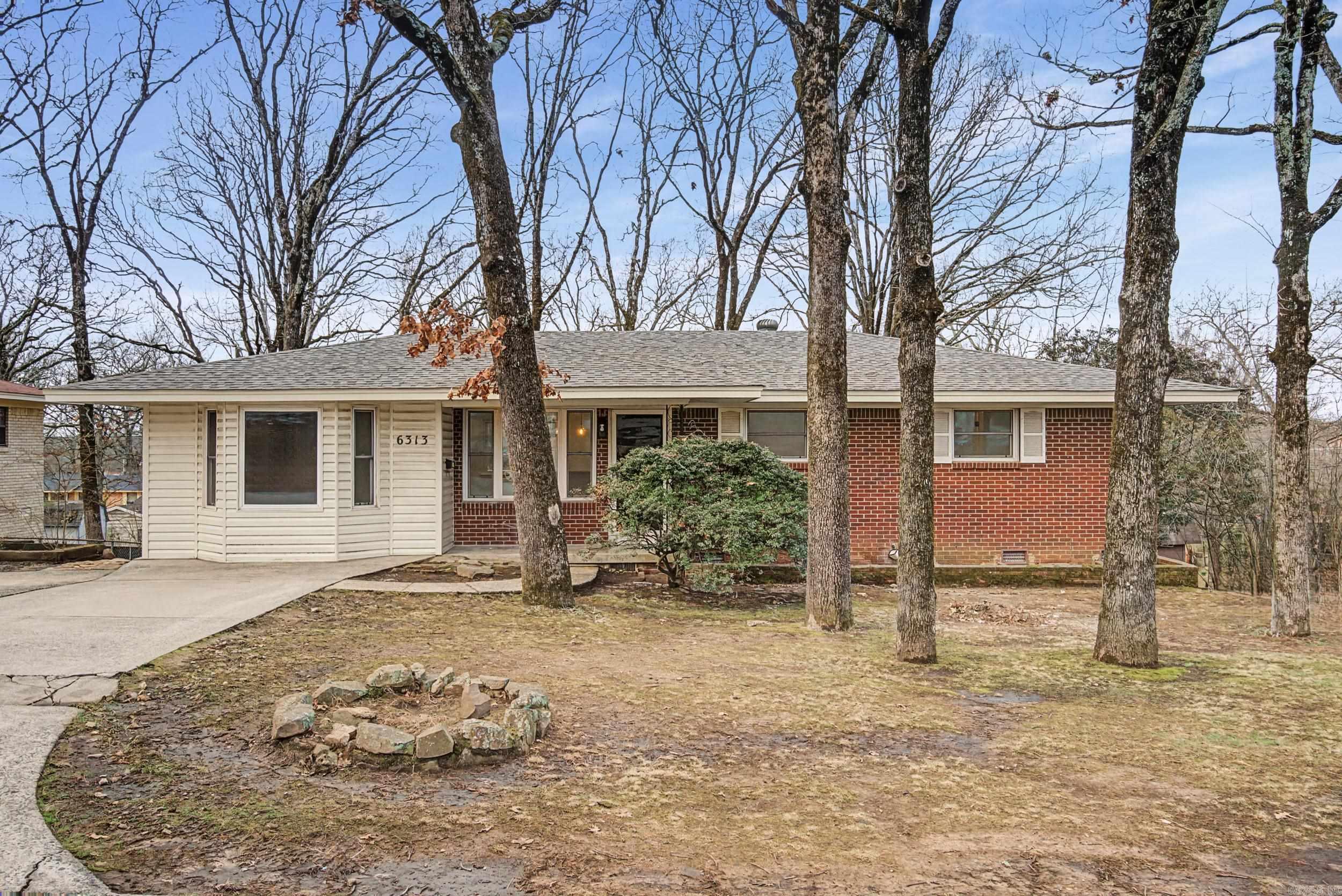 INDIAN HILLS - Residential