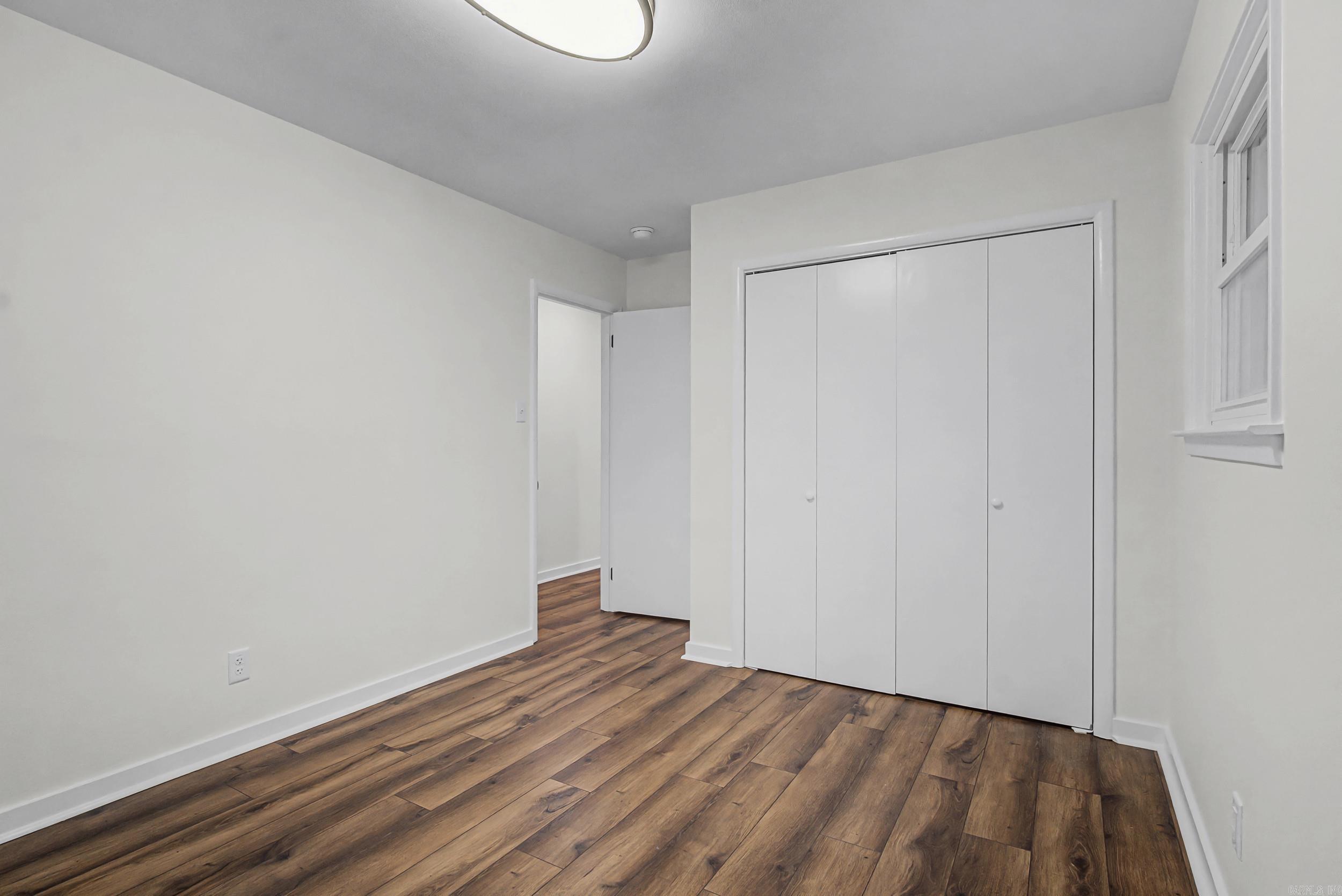 INDIAN HILLS - Residential