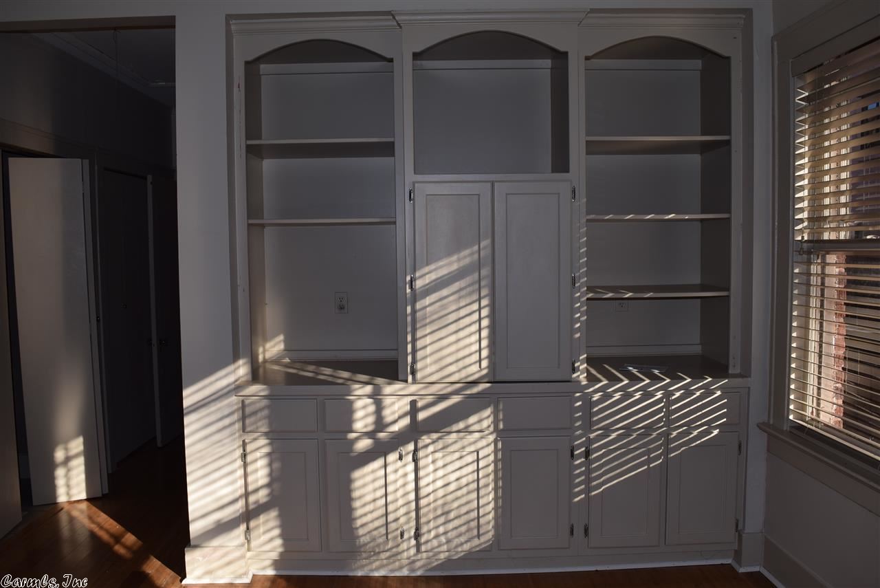 Newtons - Residential