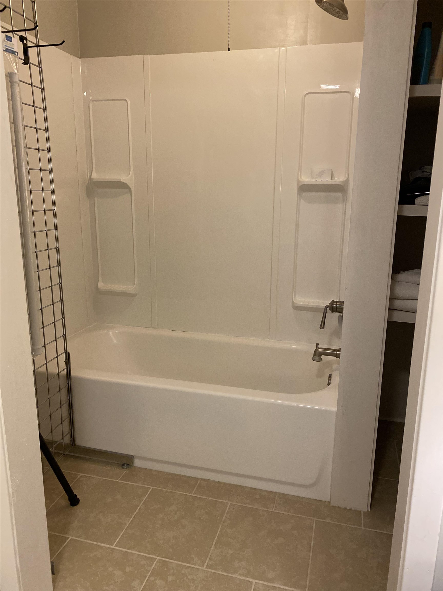 OT Hazen - Commercial Sale