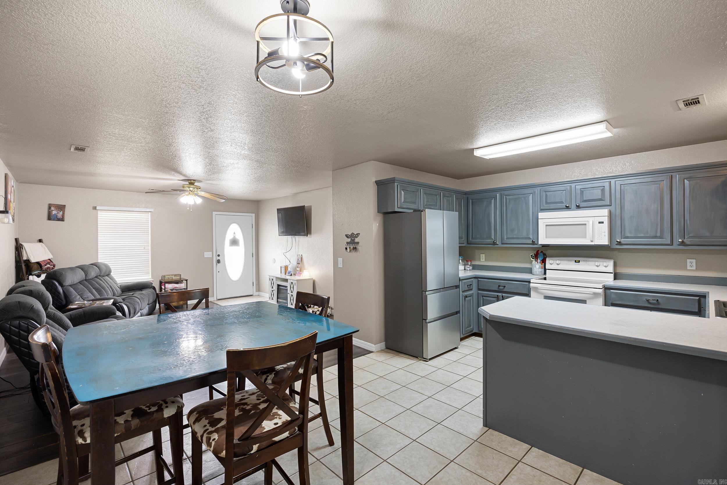 OAK FOREST - Residential