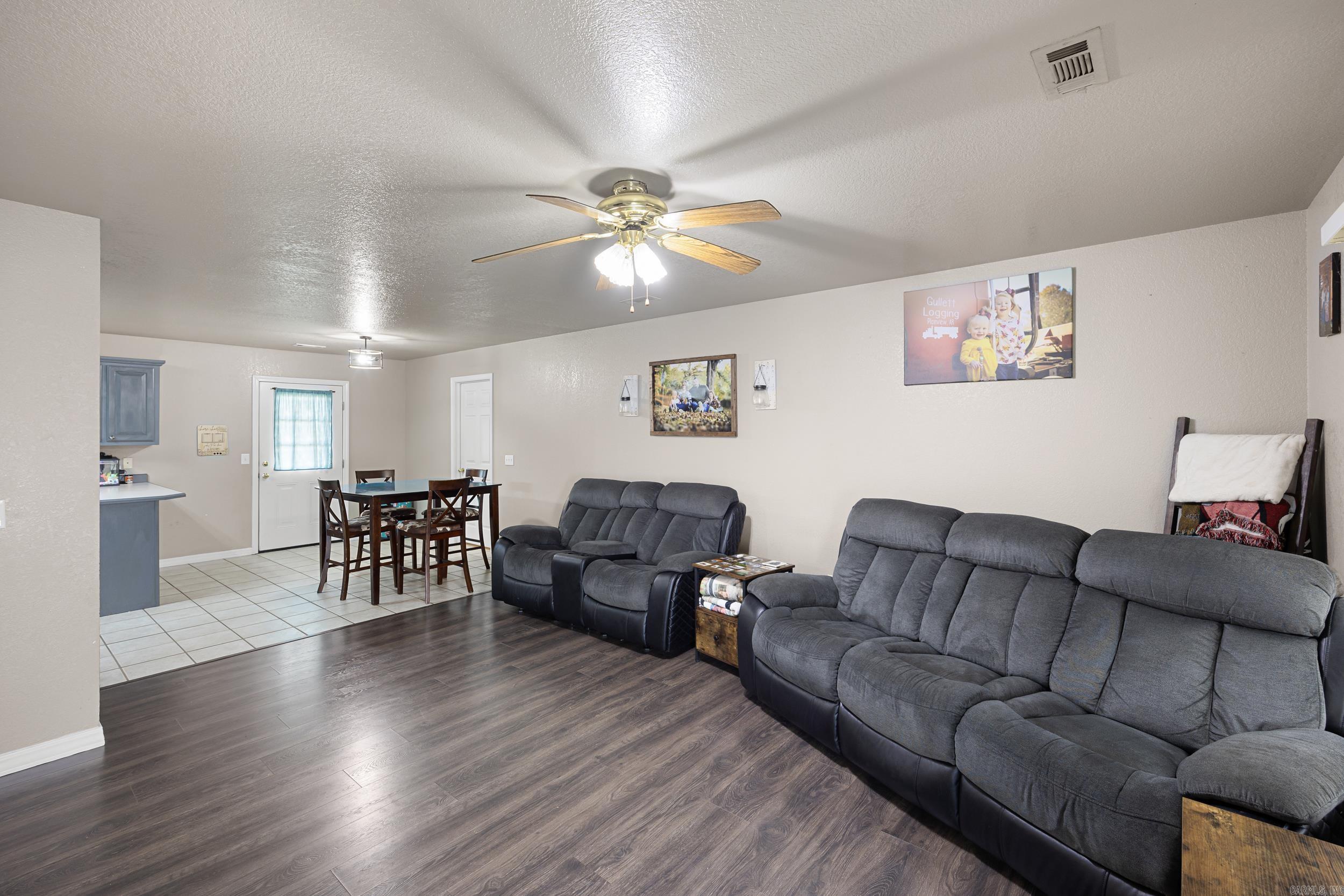 OAK FOREST - Residential