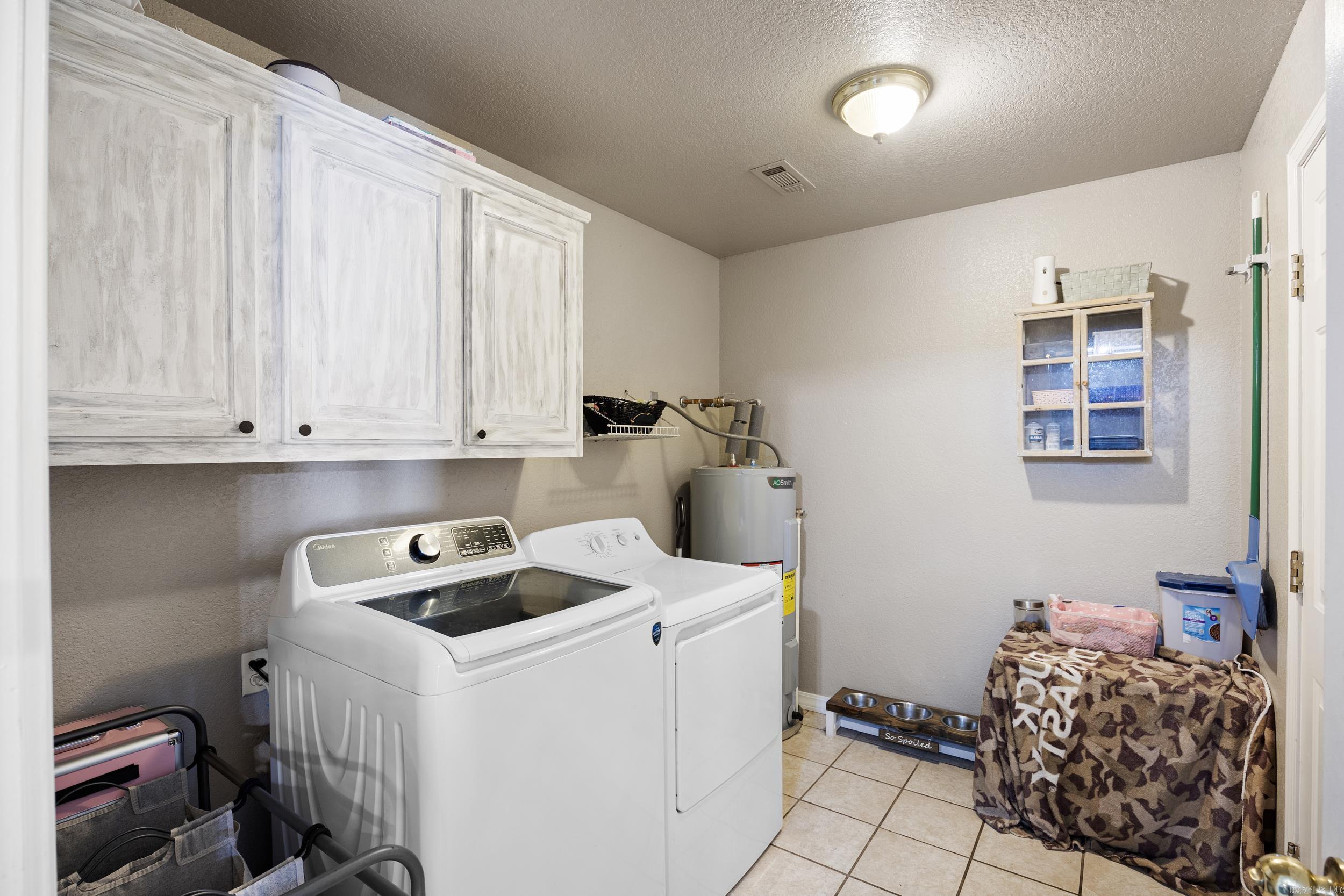 OAK FOREST - Residential