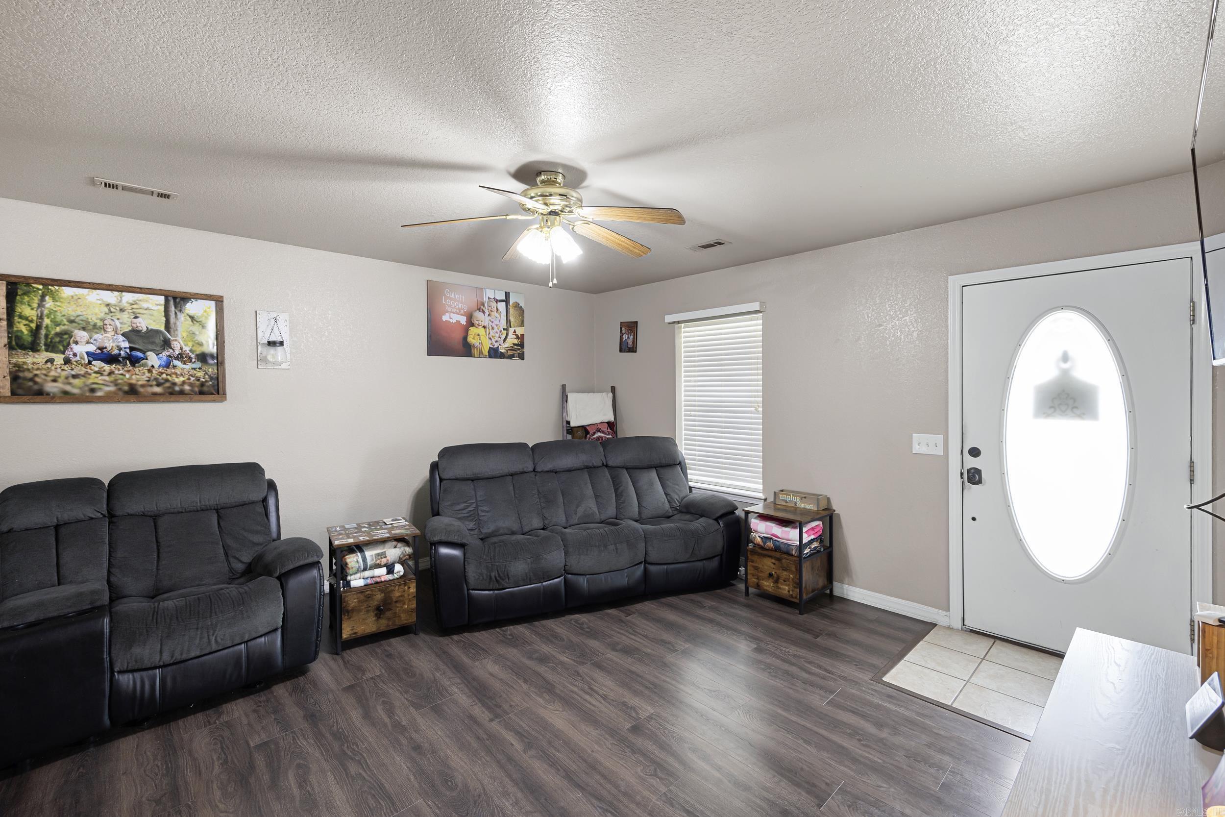 OAK FOREST - Residential