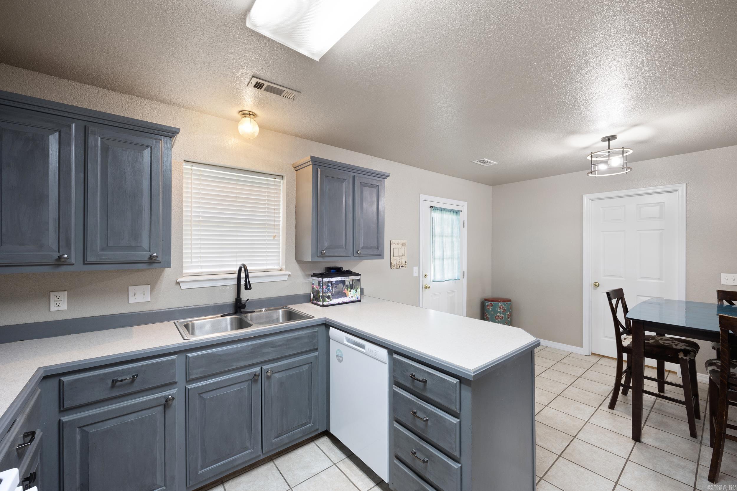 OAK FOREST - Residential