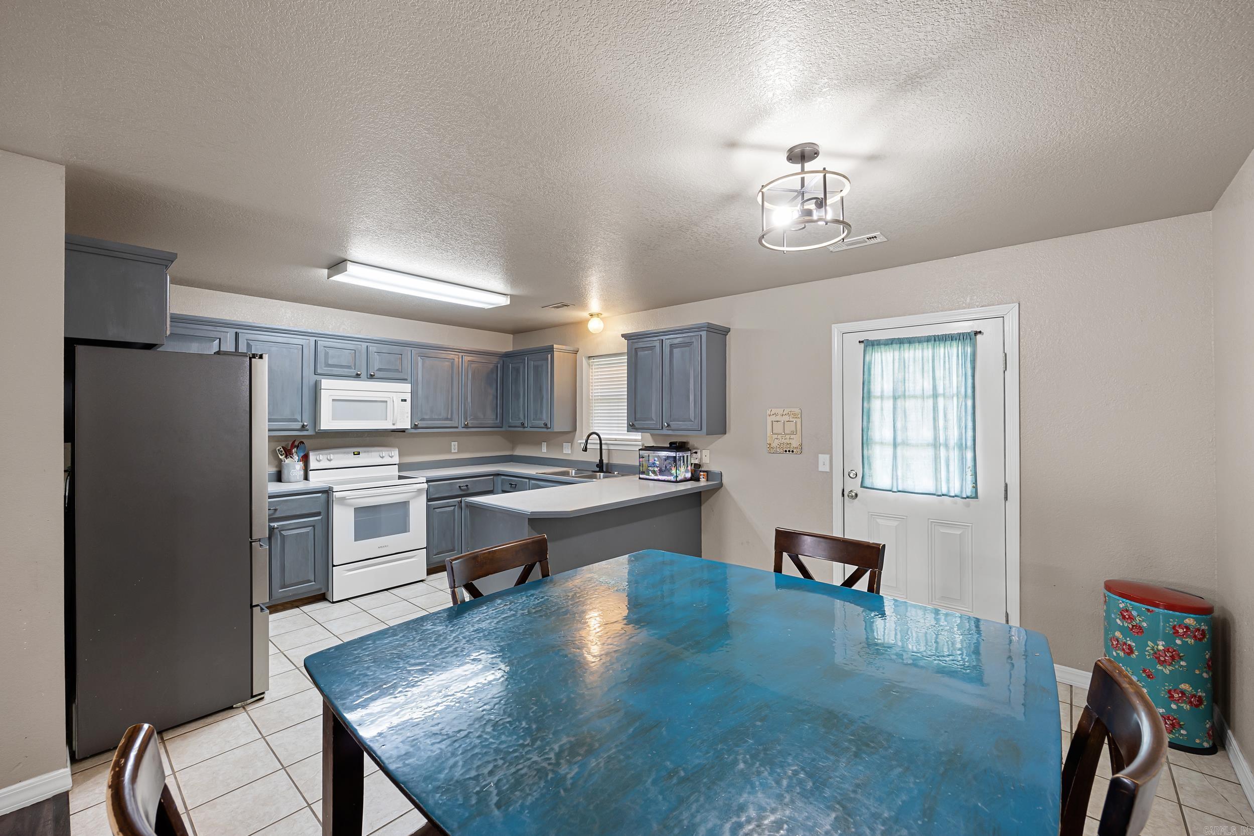 OAK FOREST - Residential