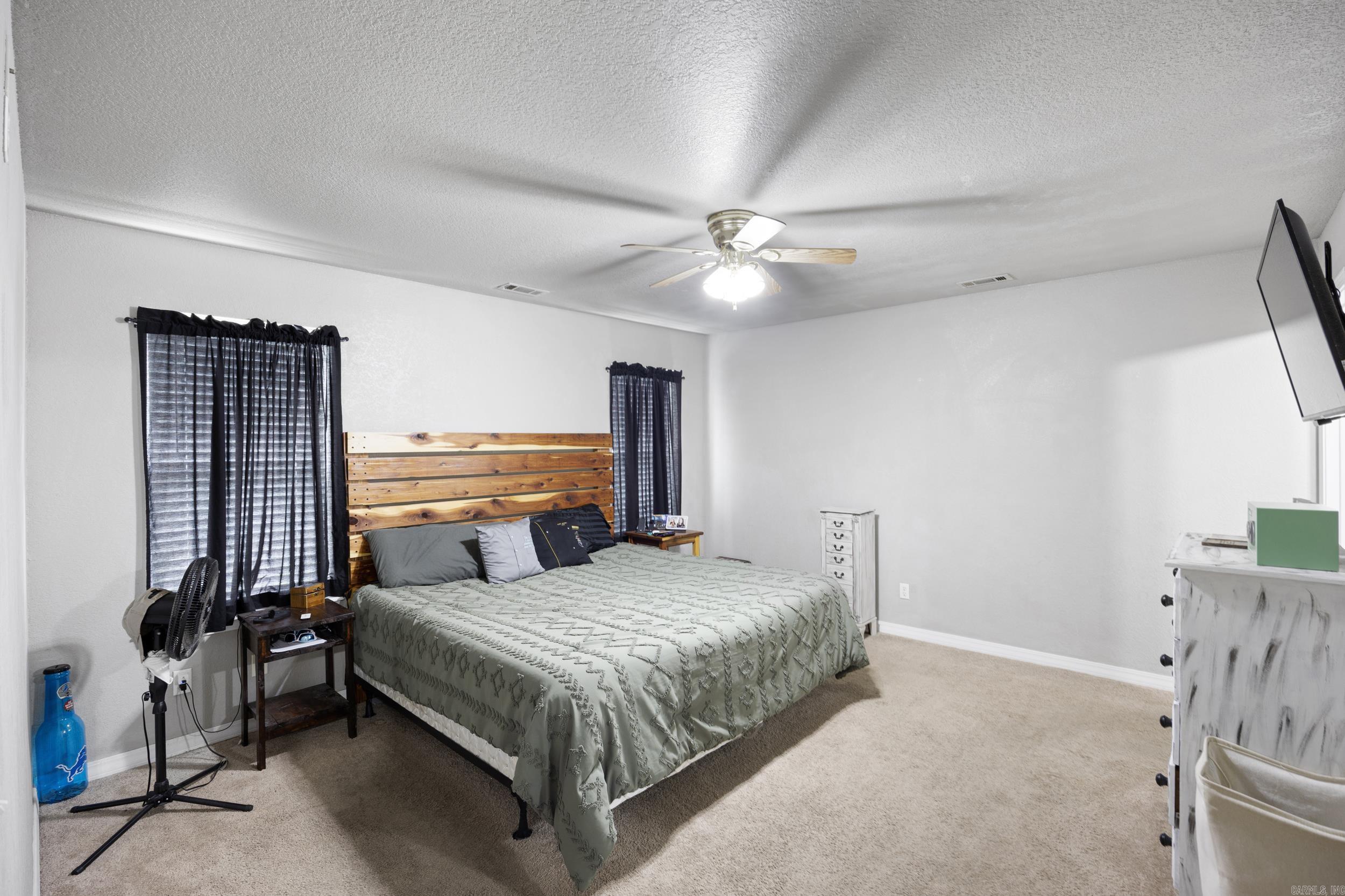 OAK FOREST - Residential