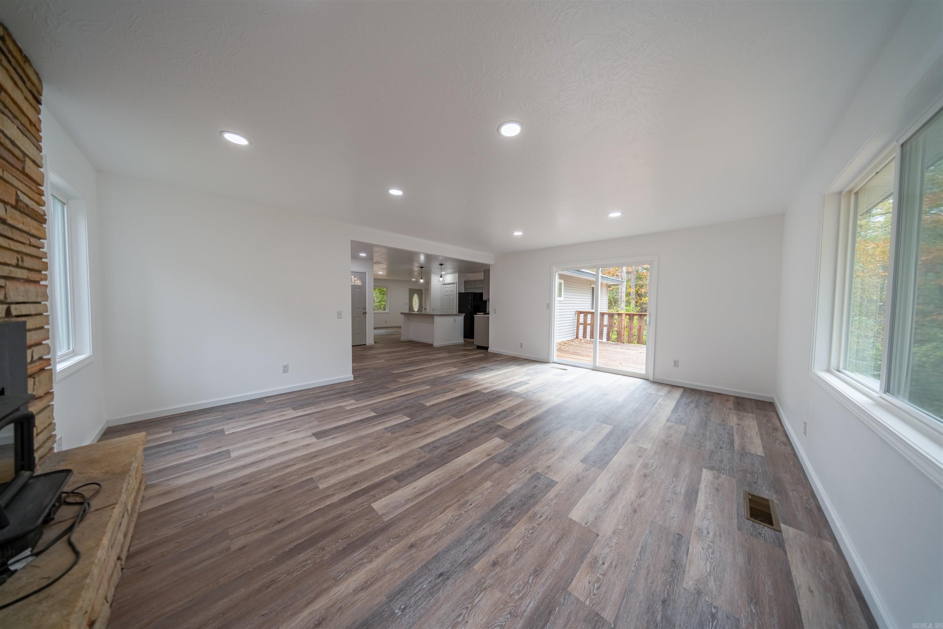 LAKE TERRACE ADDN - Residential