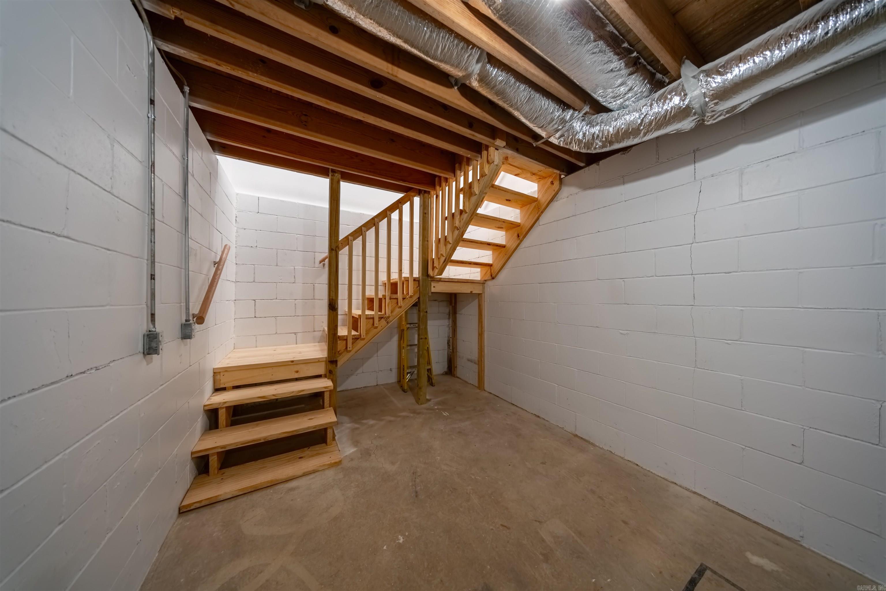 LAKE TERRACE ADDN - Residential