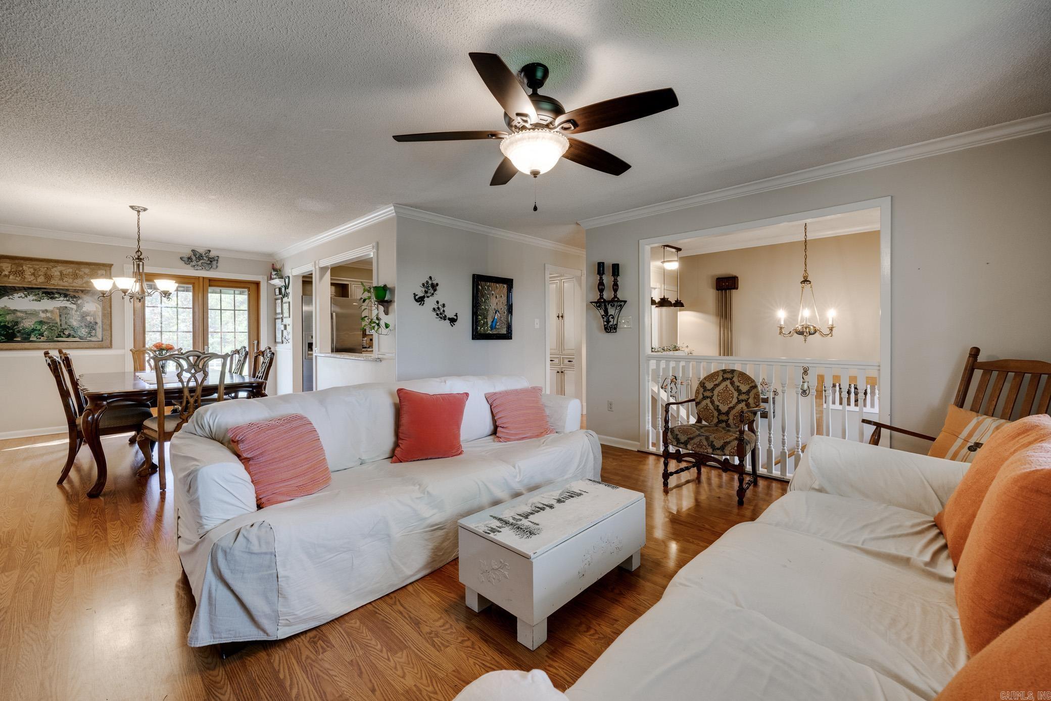 Rolling Hills - Residential