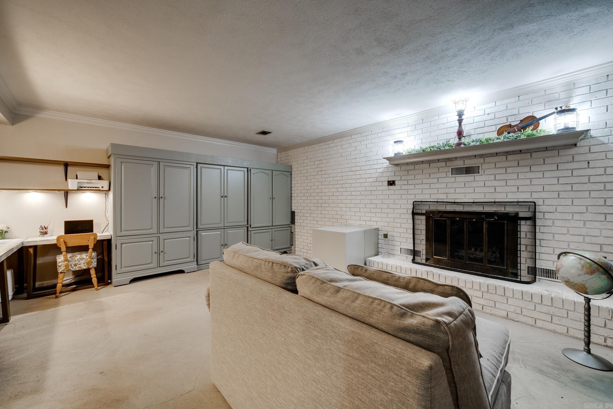 Rolling Hills - Residential